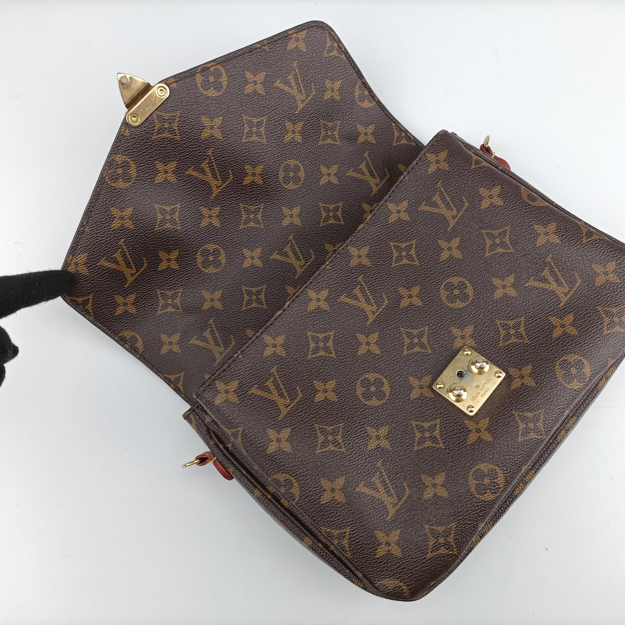 Pre-owned Louis Vuitton Pochette Metis MM Brown Monogram Canvas M44875 shoulderbag | stylenewstar