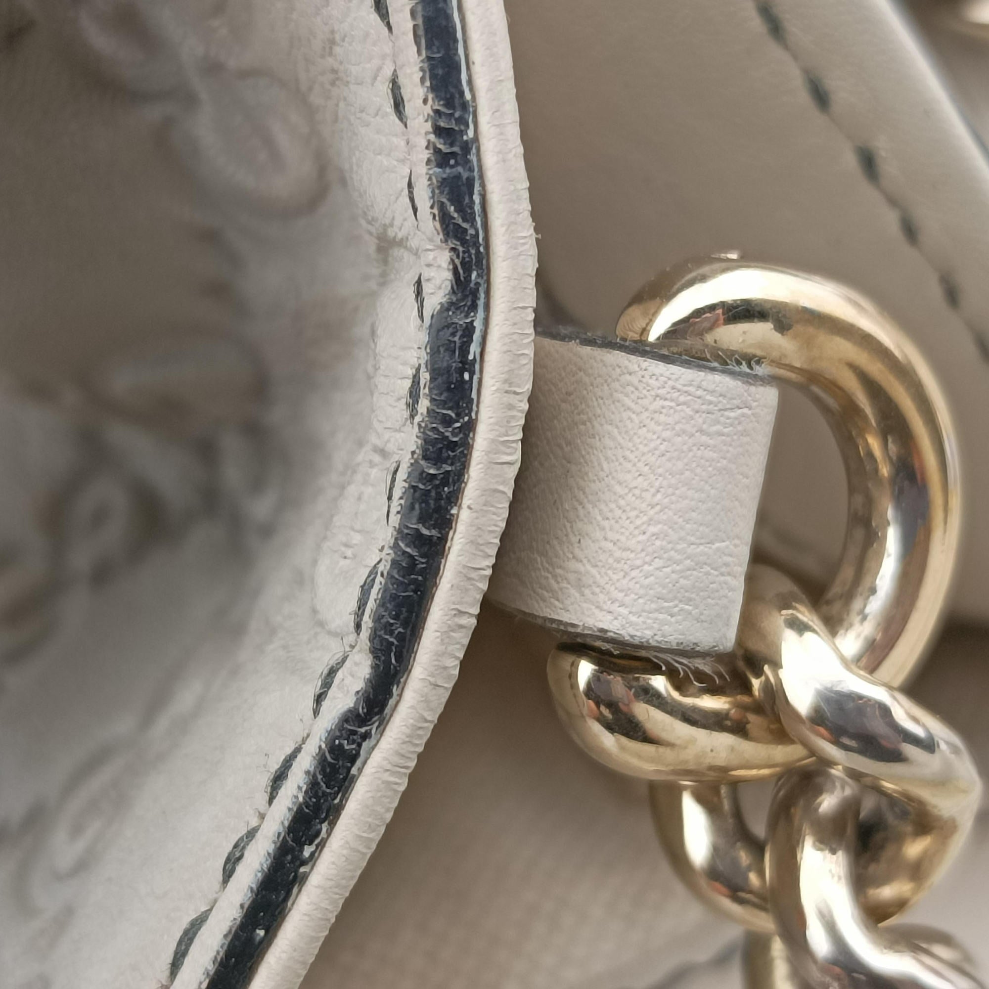 Pre-owned Gucci Emily White Leather 295402 shoulderbag | stylenewstar