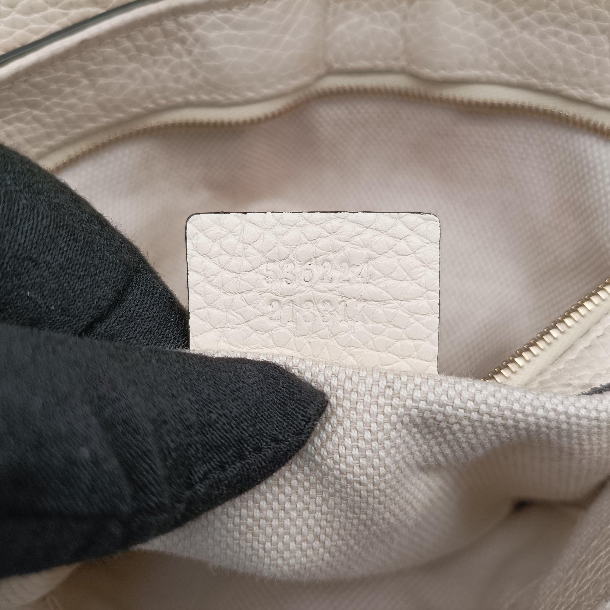 Pre-owned Gucci Soho White Leather 536224 shoulderbag | stylenewstar