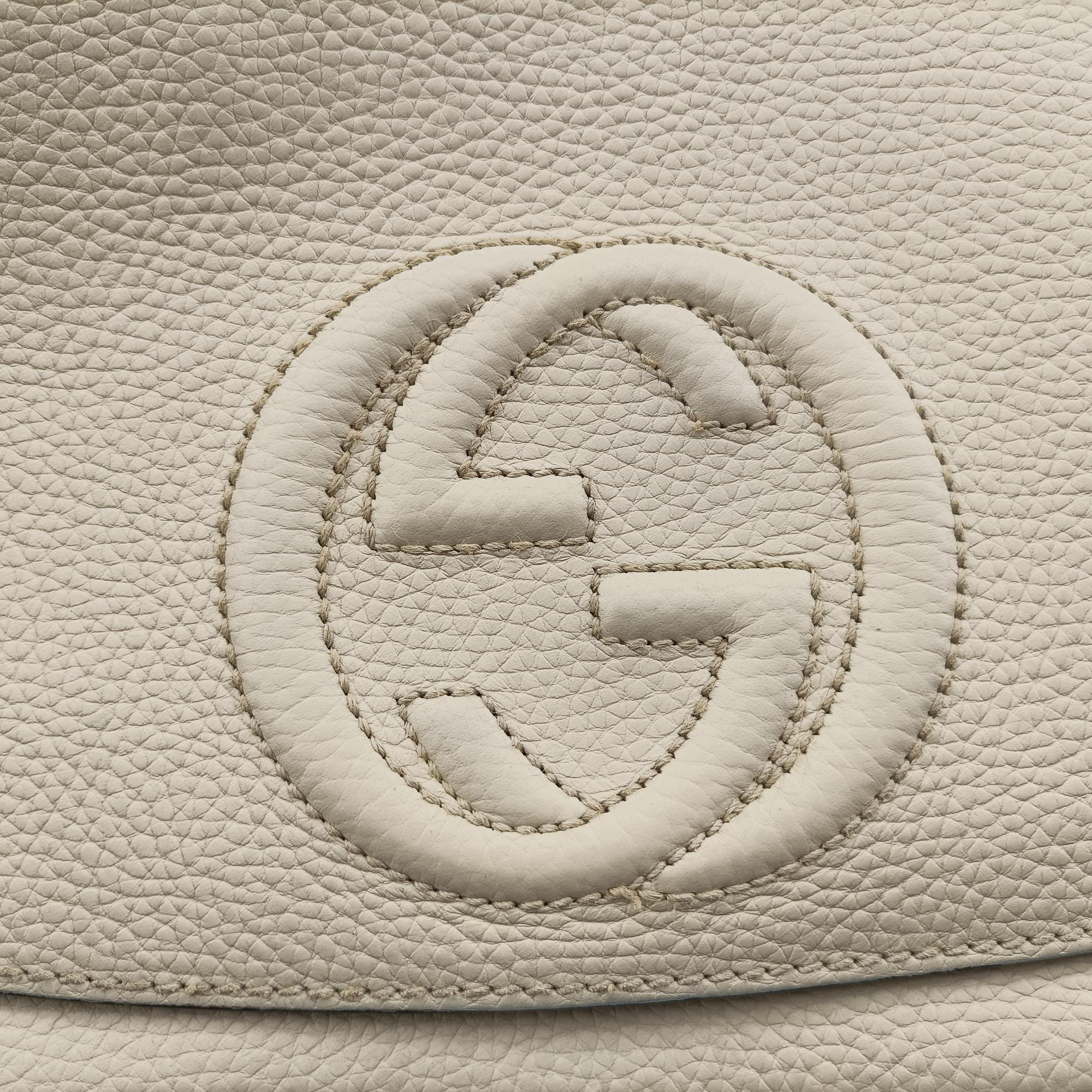Pre-owned Gucci Soho White Leather 536224 shoulderbag | stylenewstar