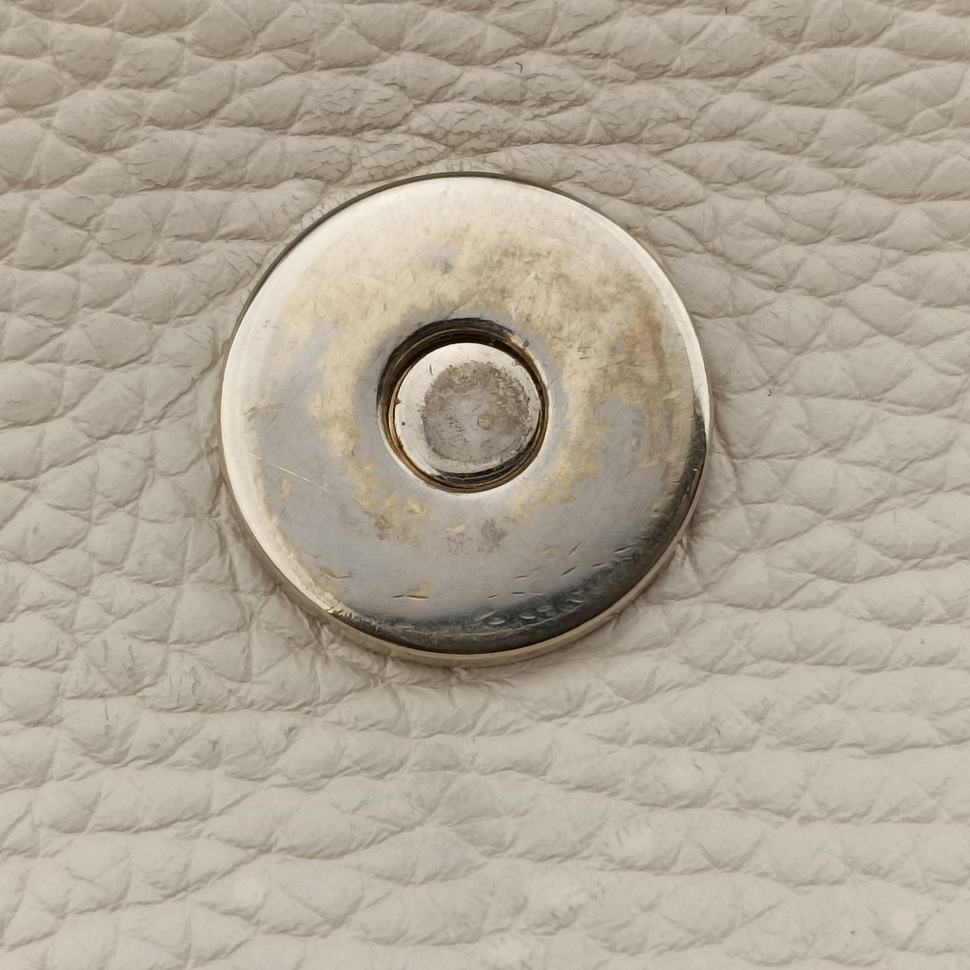 Pre-owned Gucci Soho White Leather 536224 shoulderbag | stylenewstar