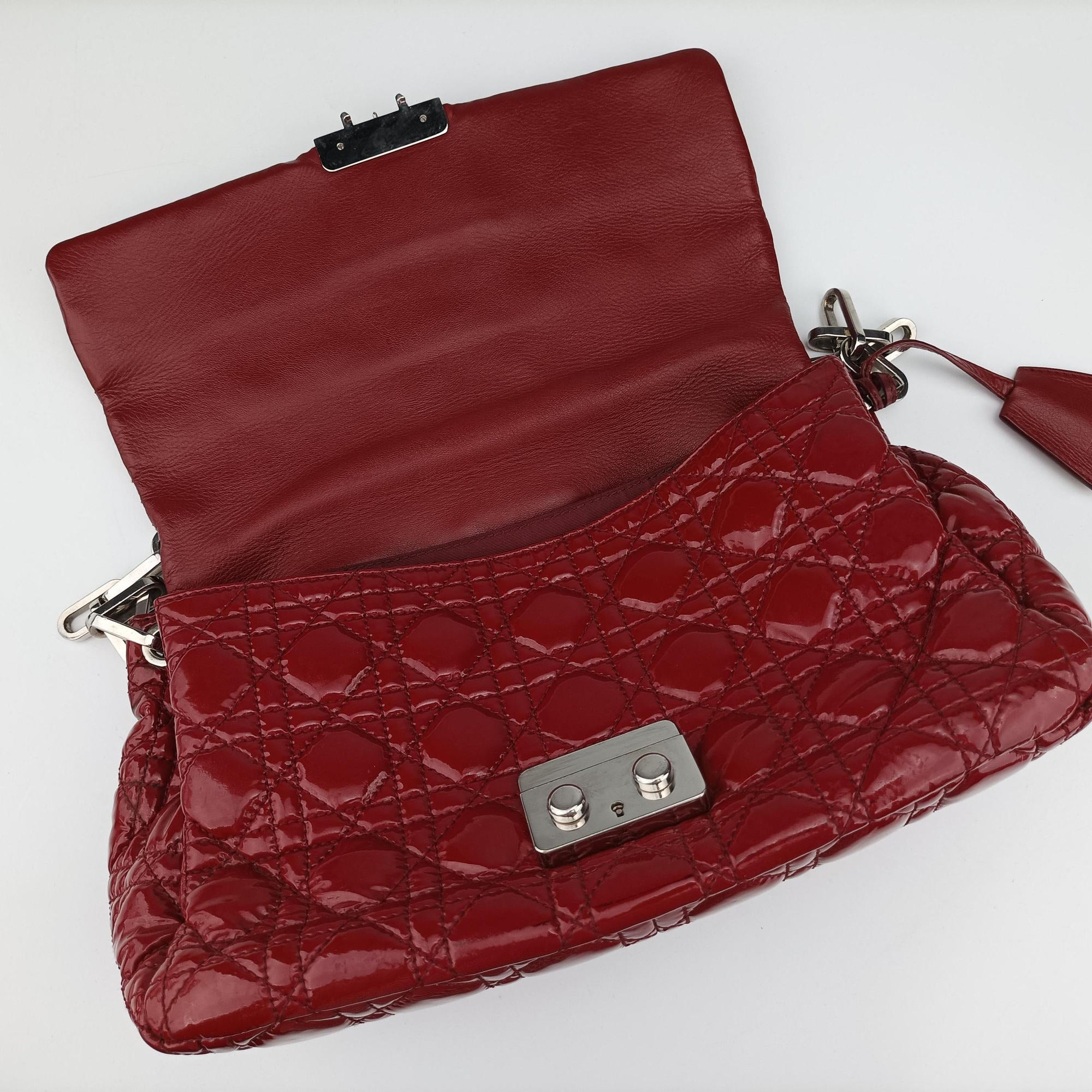 Pre-owned Christian Dior Miss Dior New Rock Cannage Stitch Red Patent Leather  shoulderbag | stylenewstar