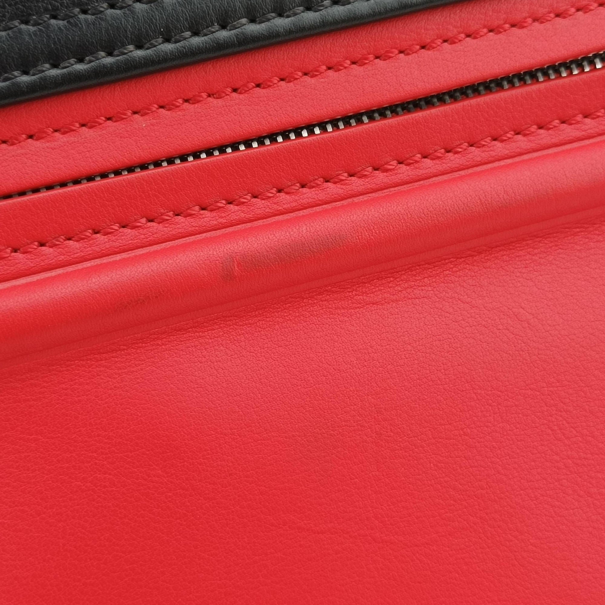 Pre-owned VERSACE Ryder Black × Red×Blue Leather  shoulderbag | stylenewstar