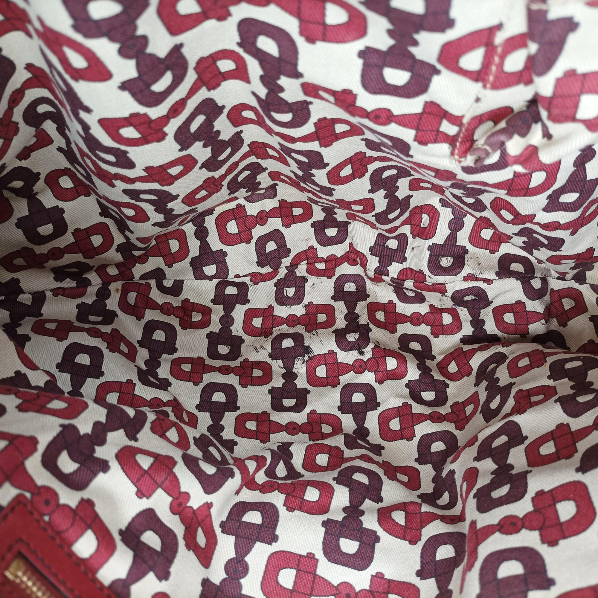 Pre-owned Gucci Indy Hobo Red Leather 177088 handbag | stylenewstar