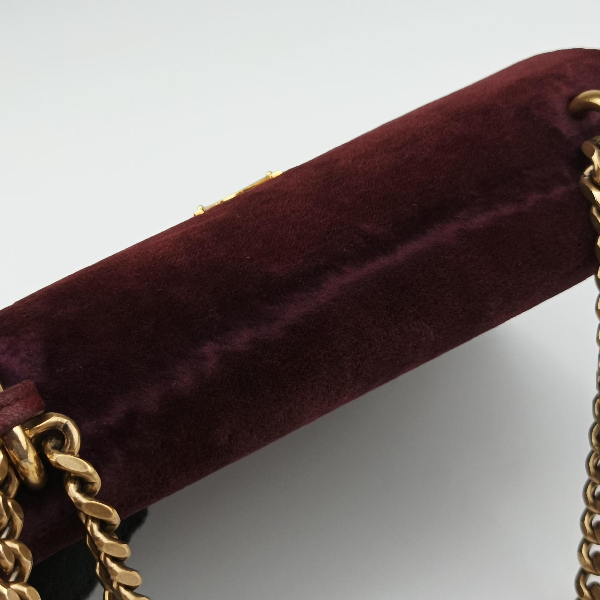 Secondhand Yves Saint Laurent SUNSET Burgundy velour 441972 shoulderbag | stylenewstar