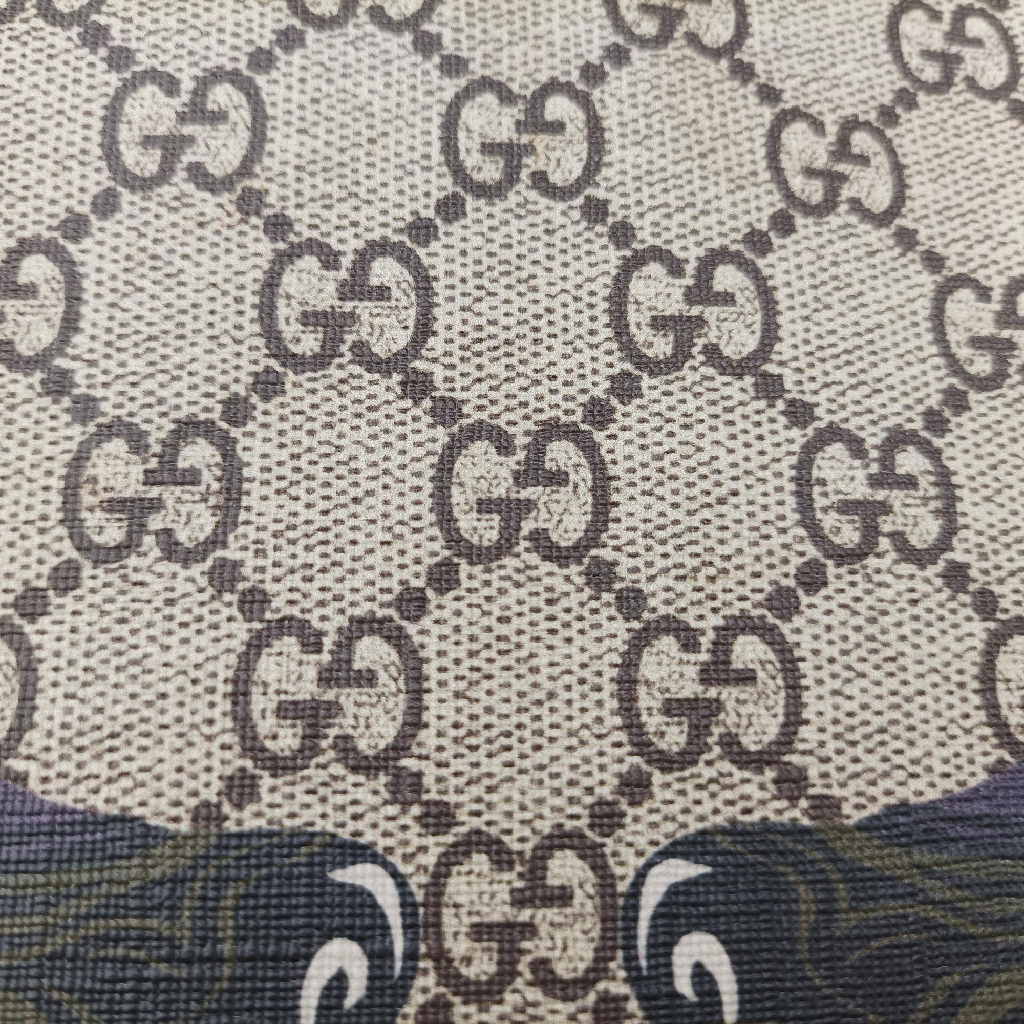 Pre-owned Gucci GG Supreme Wolf Print beige×Multicolour PVC coated canvasｘLeather 450950 shoulderbag | stylenewstar