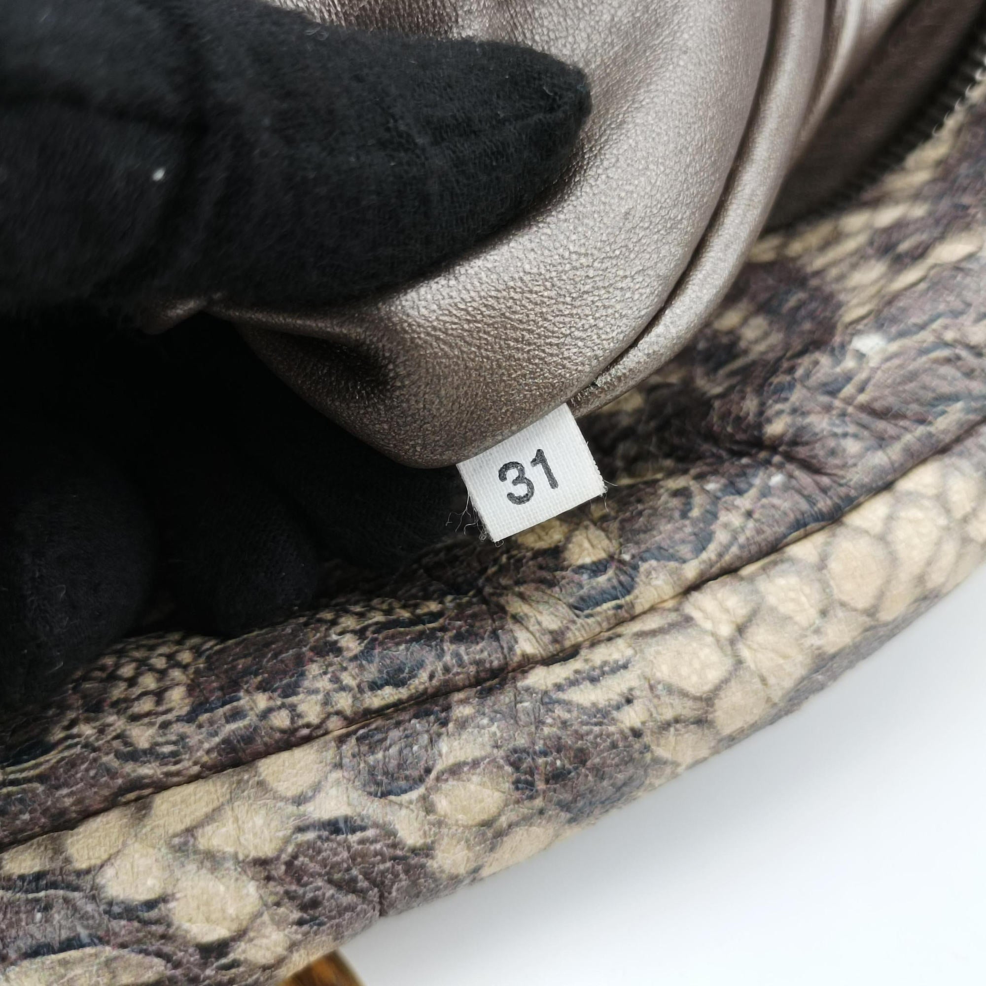 Pre-owned Prada Talco Lace Print Multicolour Leather  handbag | stylenewstar
