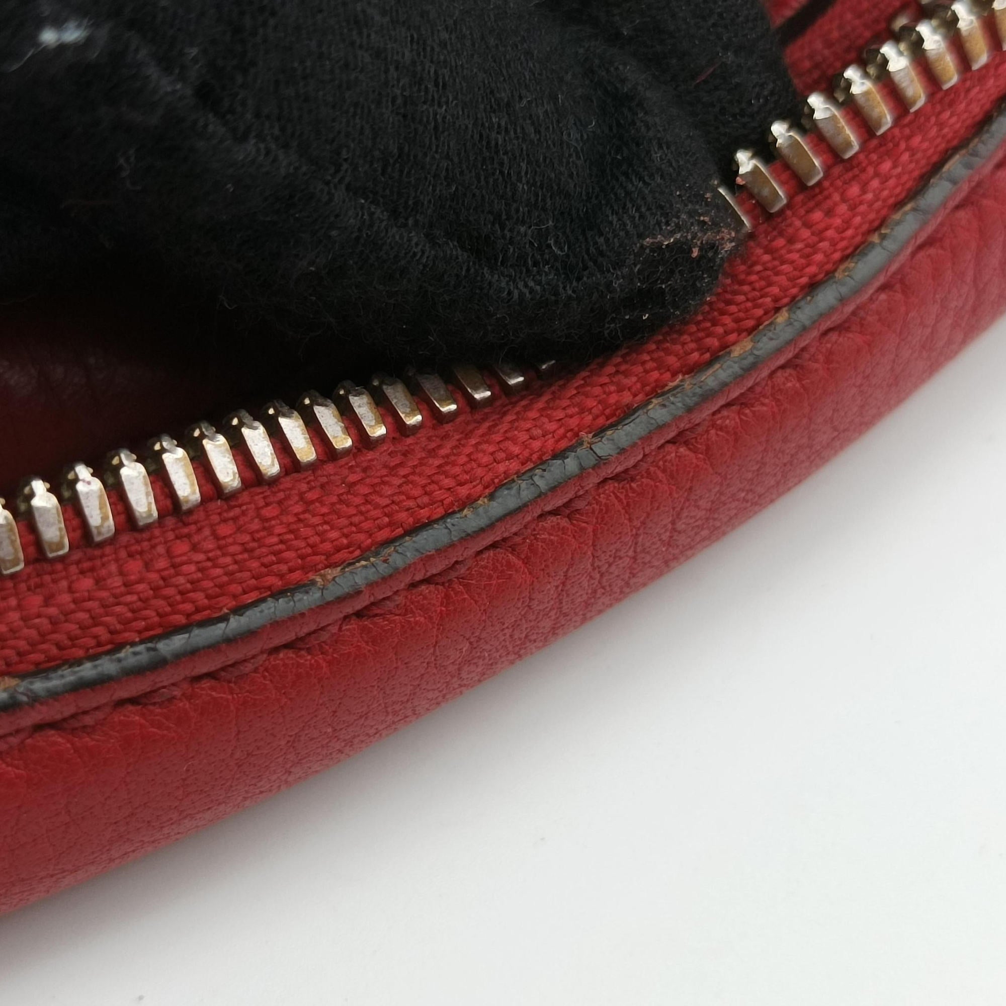 Pre-owned Gucci Soho Red Leather 308364 shoulderbag | stylenewstar