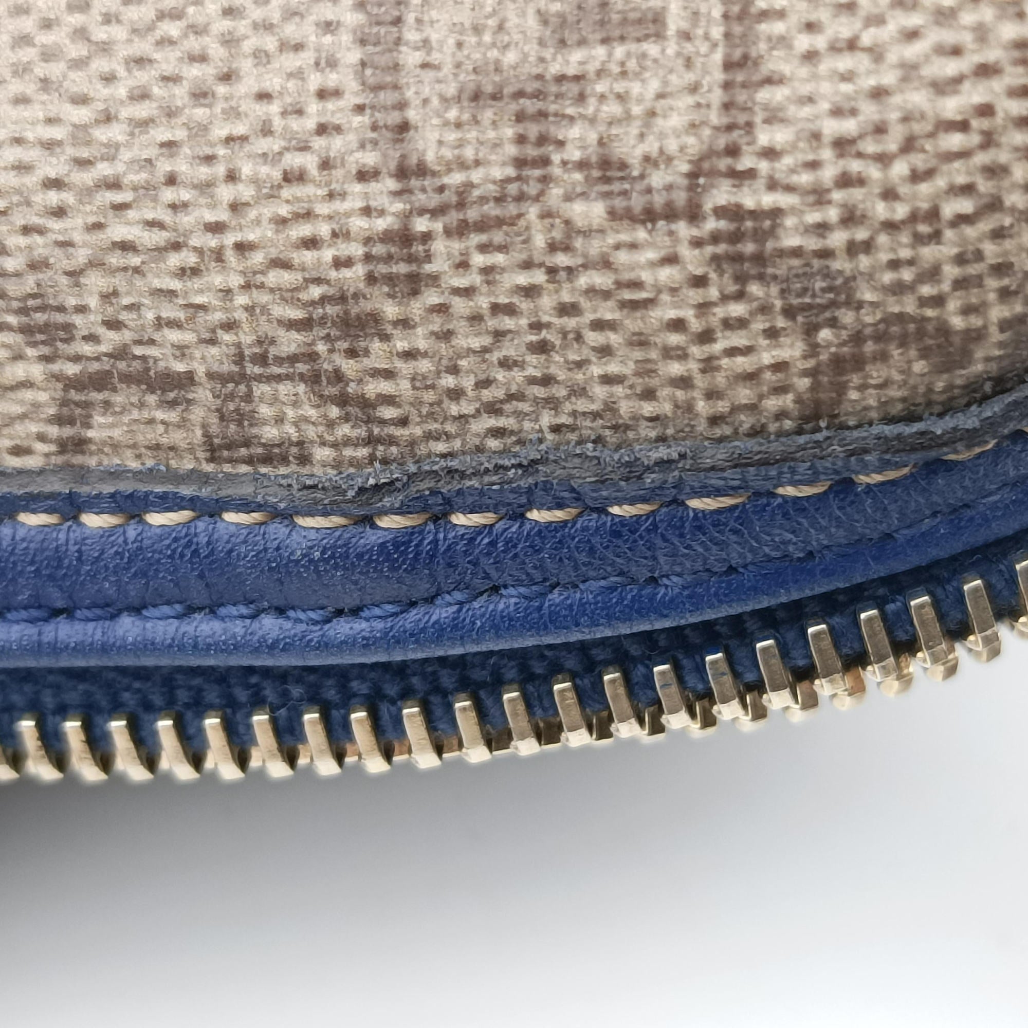 Secondhand Gucci American Flag GG Supreme Multicolour PVC coated canvas 195451 shoulderbag | stylenewstar