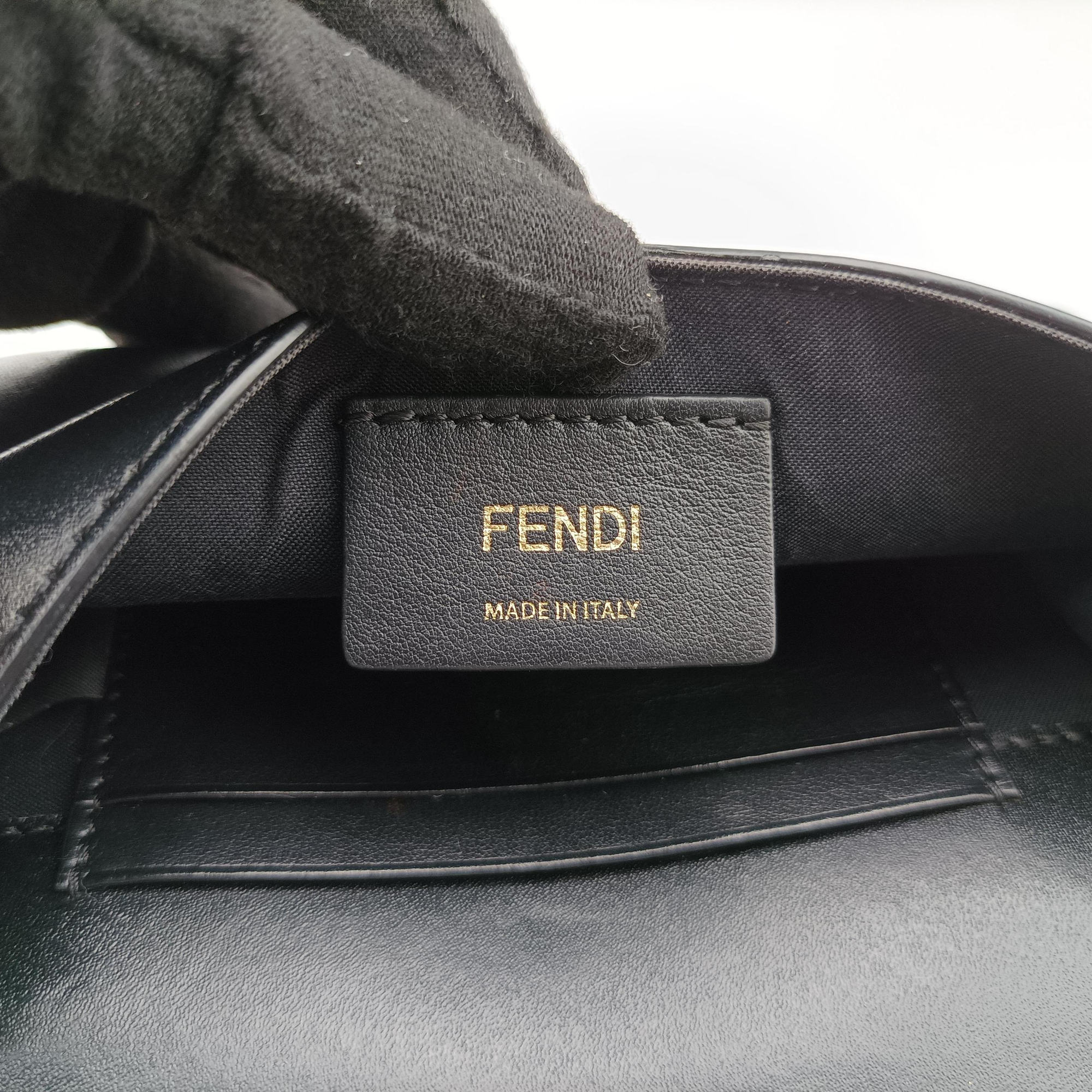 Vintage Fendi F is Black Leather 8BM005 shoulderbag | stylenewstar