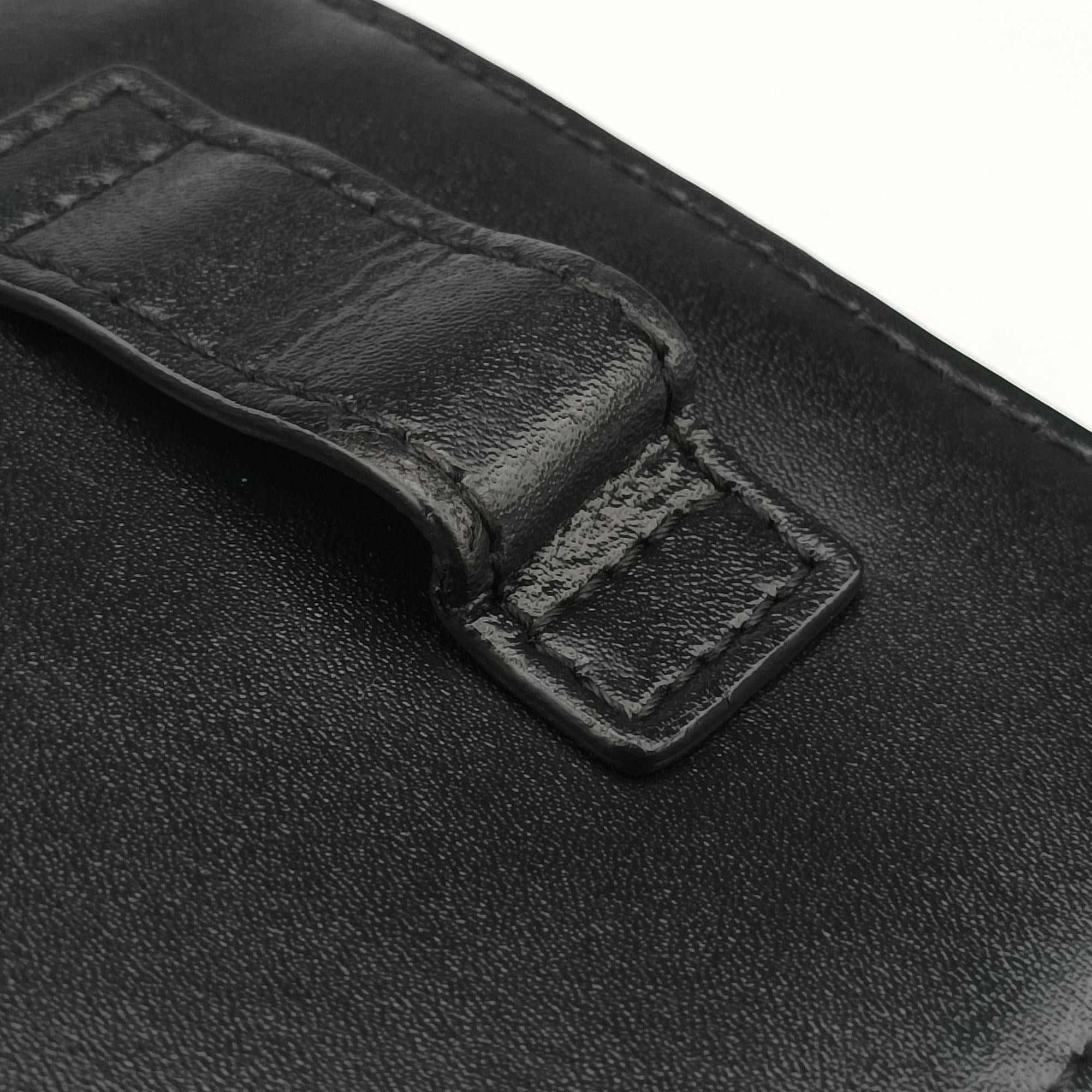 Vintage Fendi F is Black Leather 8BM005 shoulderbag | stylenewstar