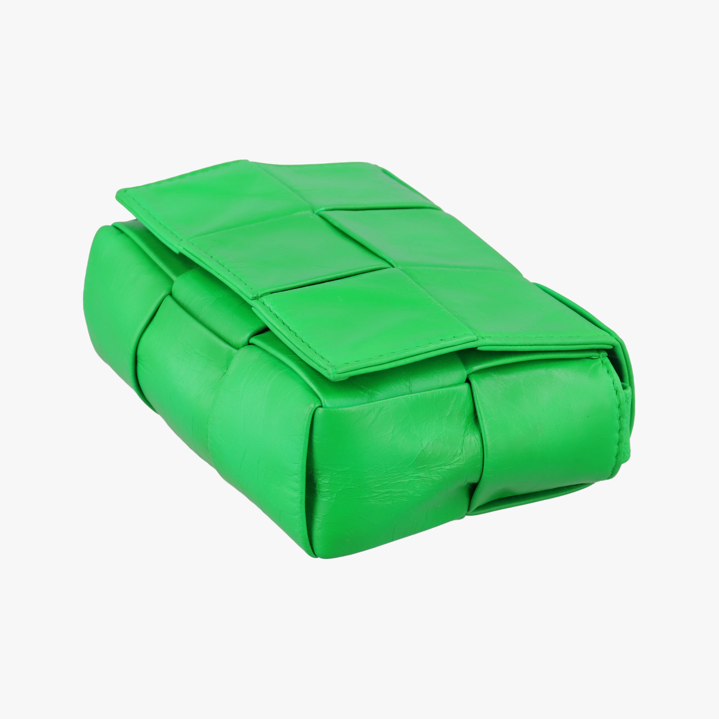 Pre-owned Bottega Veneta candy cassette Green Leather  shoulderbag | stylenewstar