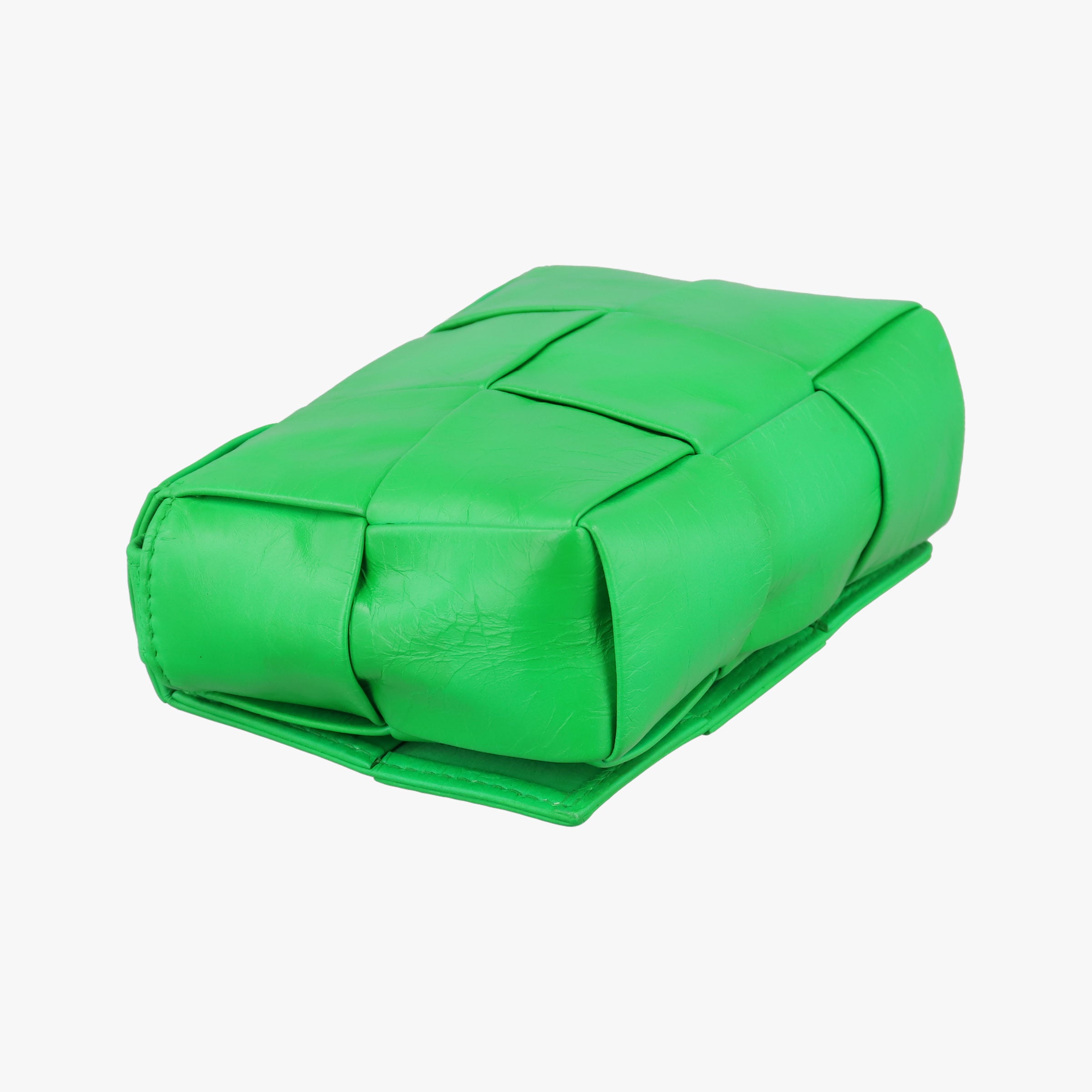 Pre-owned Bottega Veneta candy cassette Green Leather  shoulderbag | stylenewstar