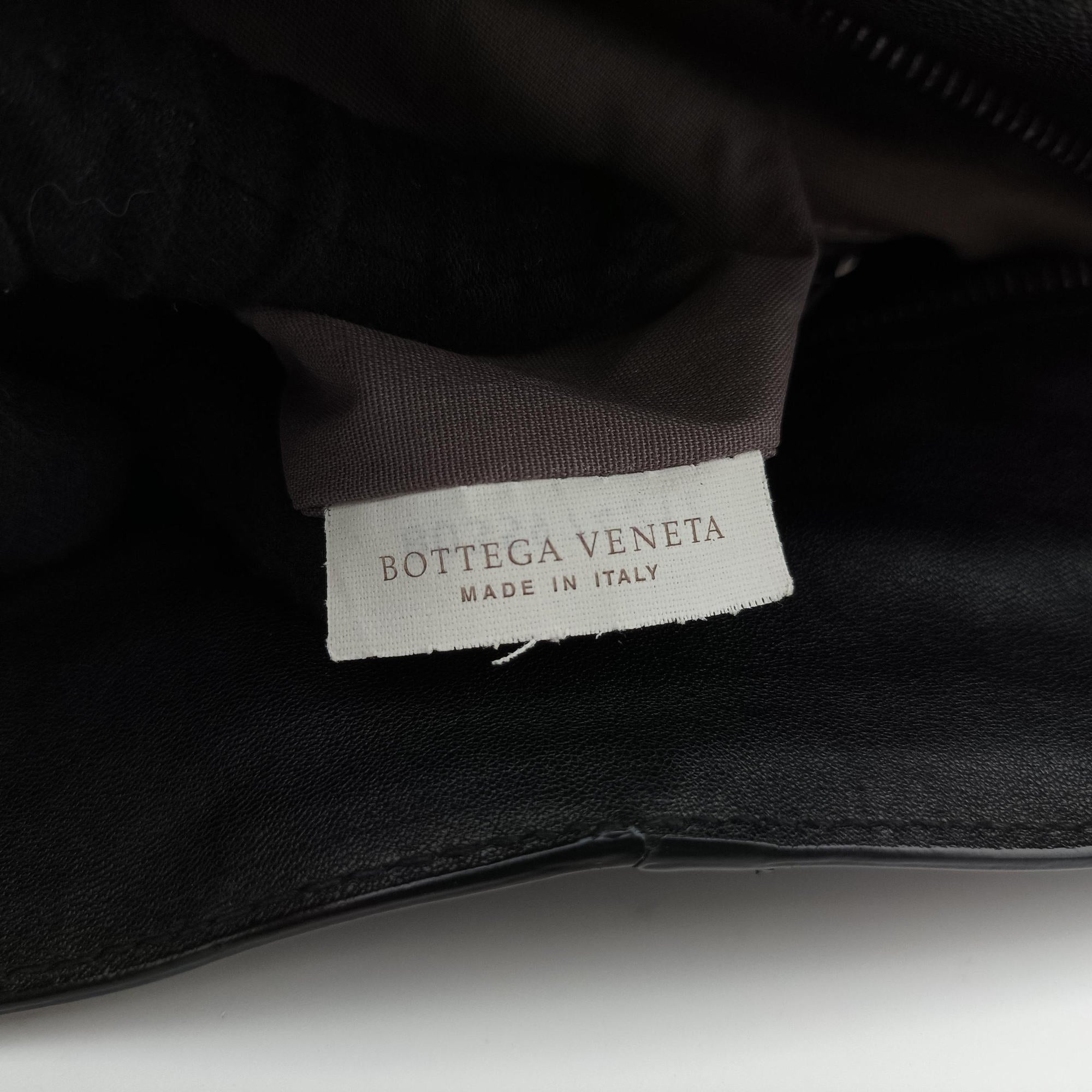 Pre-owned Bottega Veneta Intrecciato Black×Gray Lambskin  shoulderbag | stylenewstar