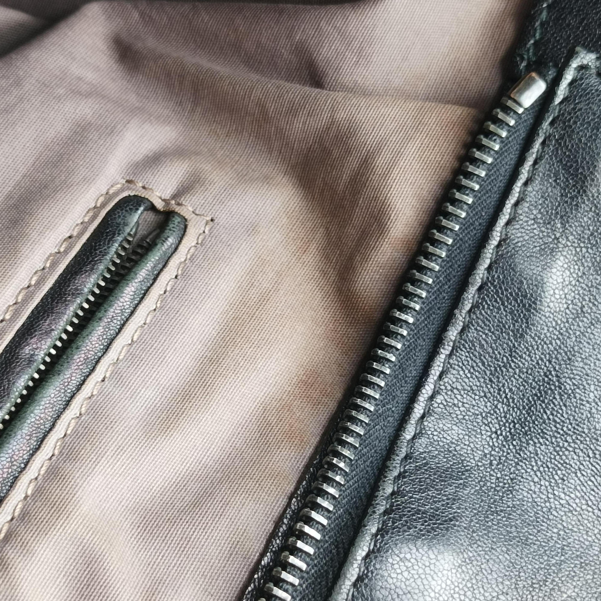 Pre-owned Bottega Veneta Intrecciato Black×Gray Lambskin  shoulderbag | stylenewstar