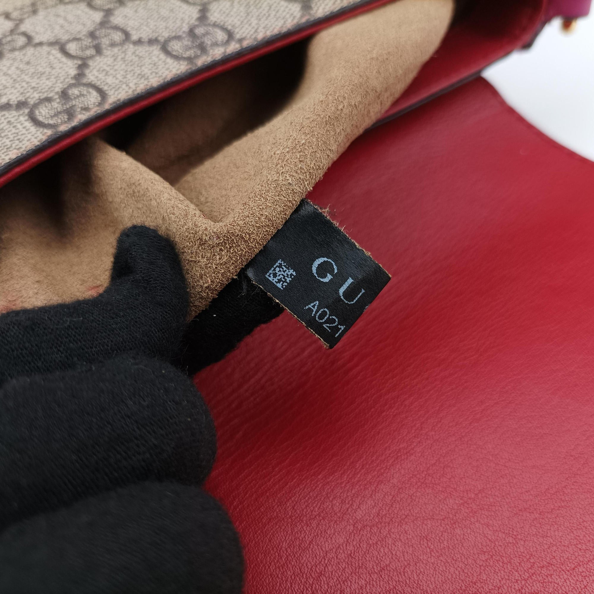 Vintage Gucci GG Supreme Padlock Beige×Red×Multicolour PVC coated canvas×Leather 453189 shoulderbag | stylenewstar