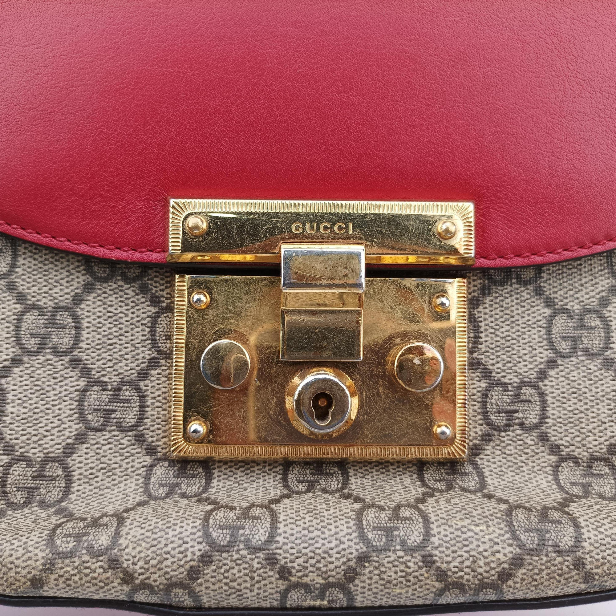 Vintage Gucci GG Supreme Padlock Beige×Red×Multicolour PVC coated canvas×Leather 453189 shoulderbag | stylenewstar