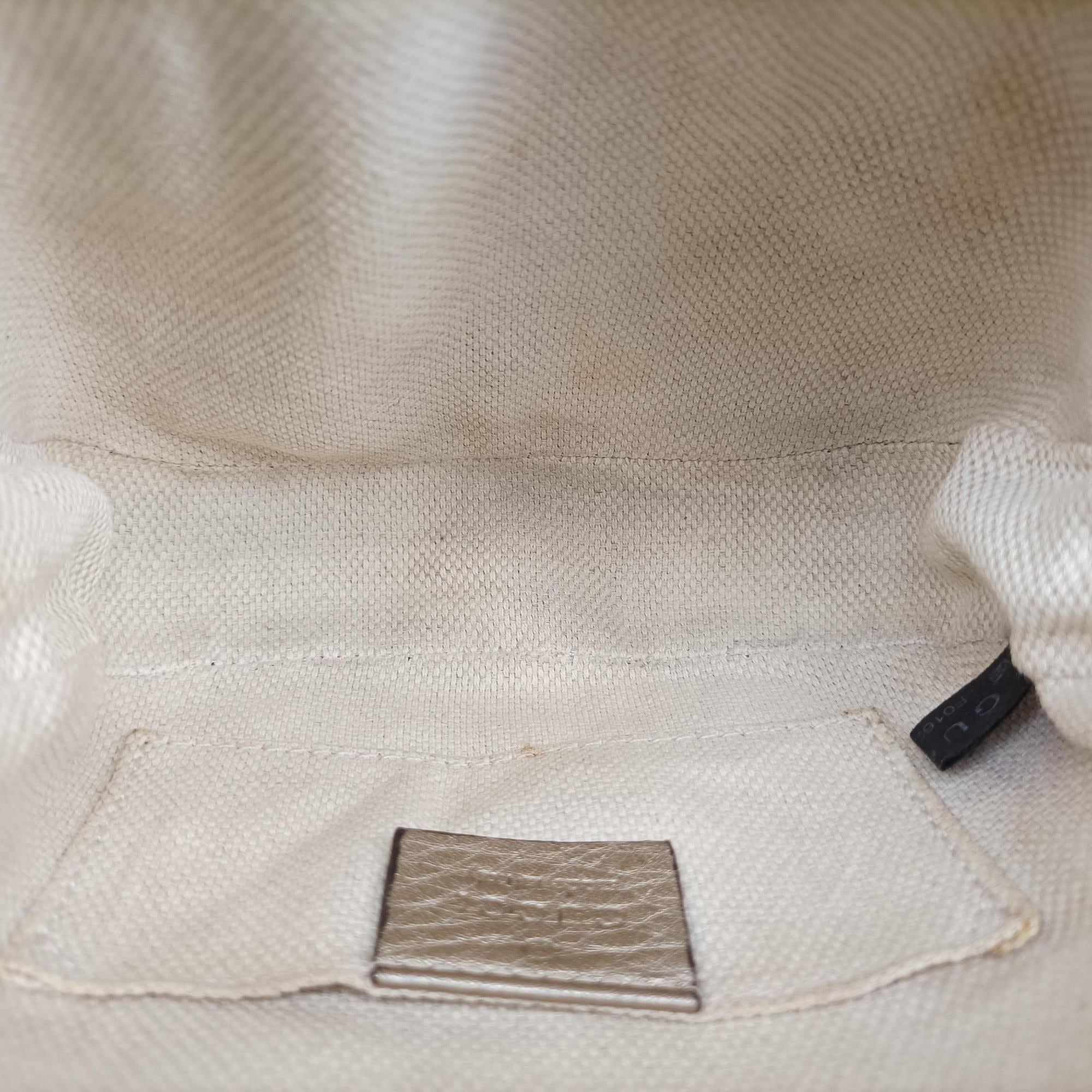 Pre-owned Gucci Soho Golden Leather 353965 shoulderbag | stylenewstar