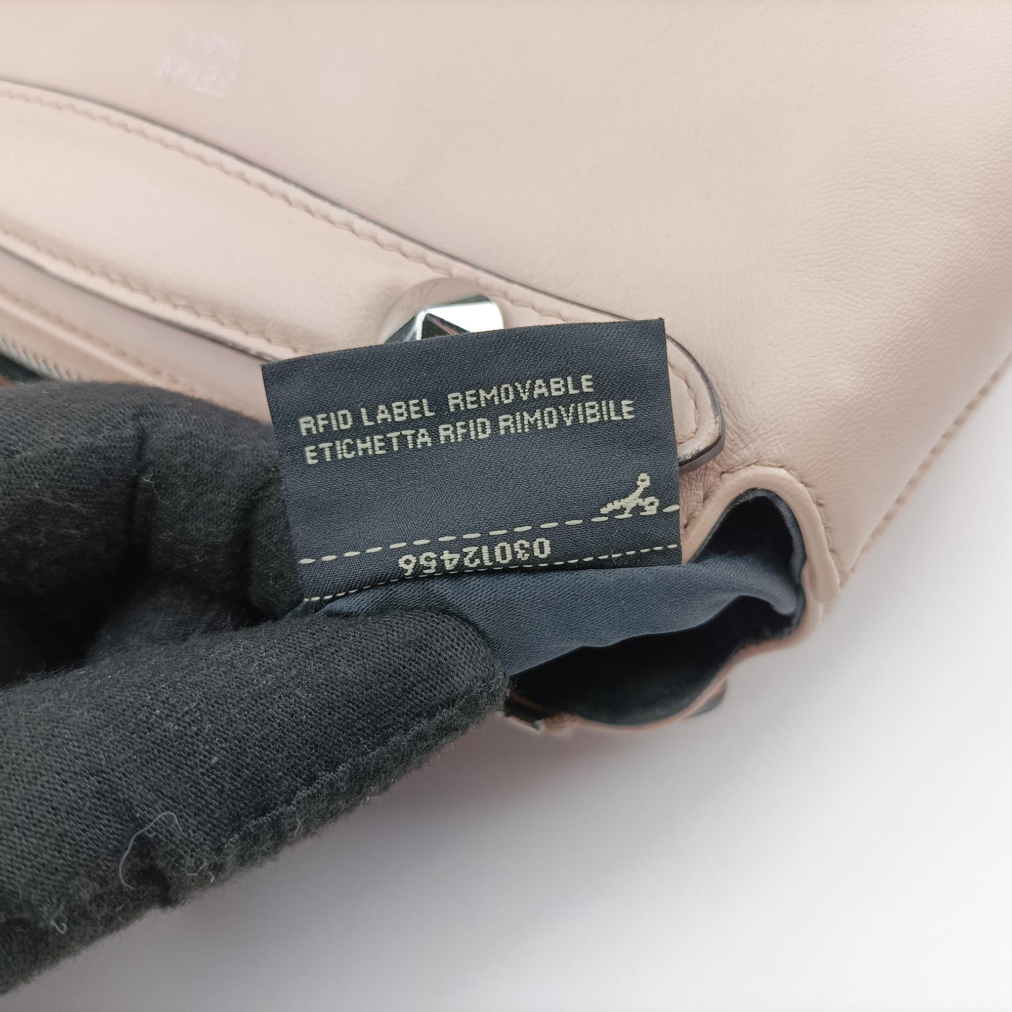 Vintage Fendi By the Way Pink Leather 8BL135 shoulderbag | stylenewstar