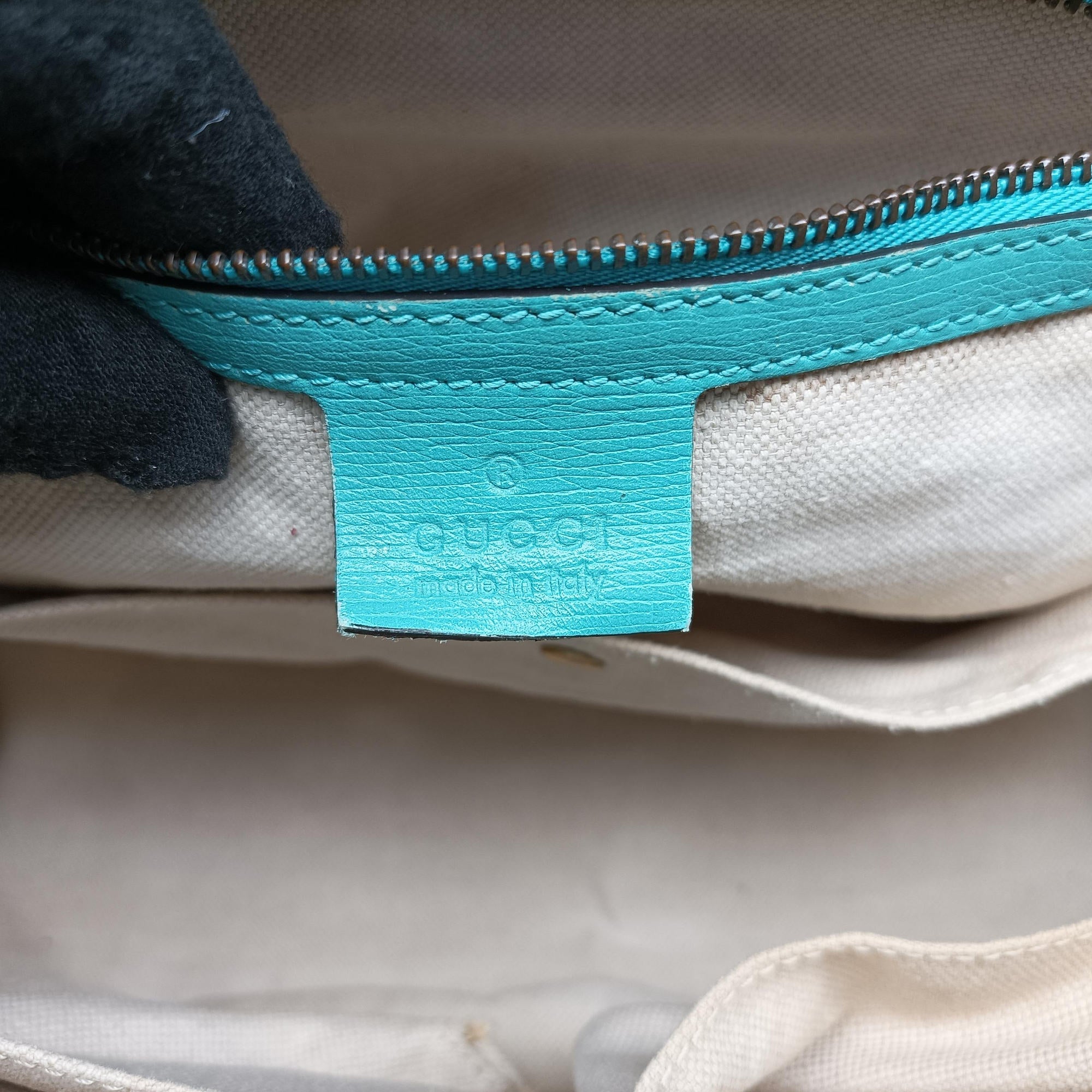 Pre-owned Gucci Bright Bit Blue Leather 319795 shoulderbag | stylenewstar