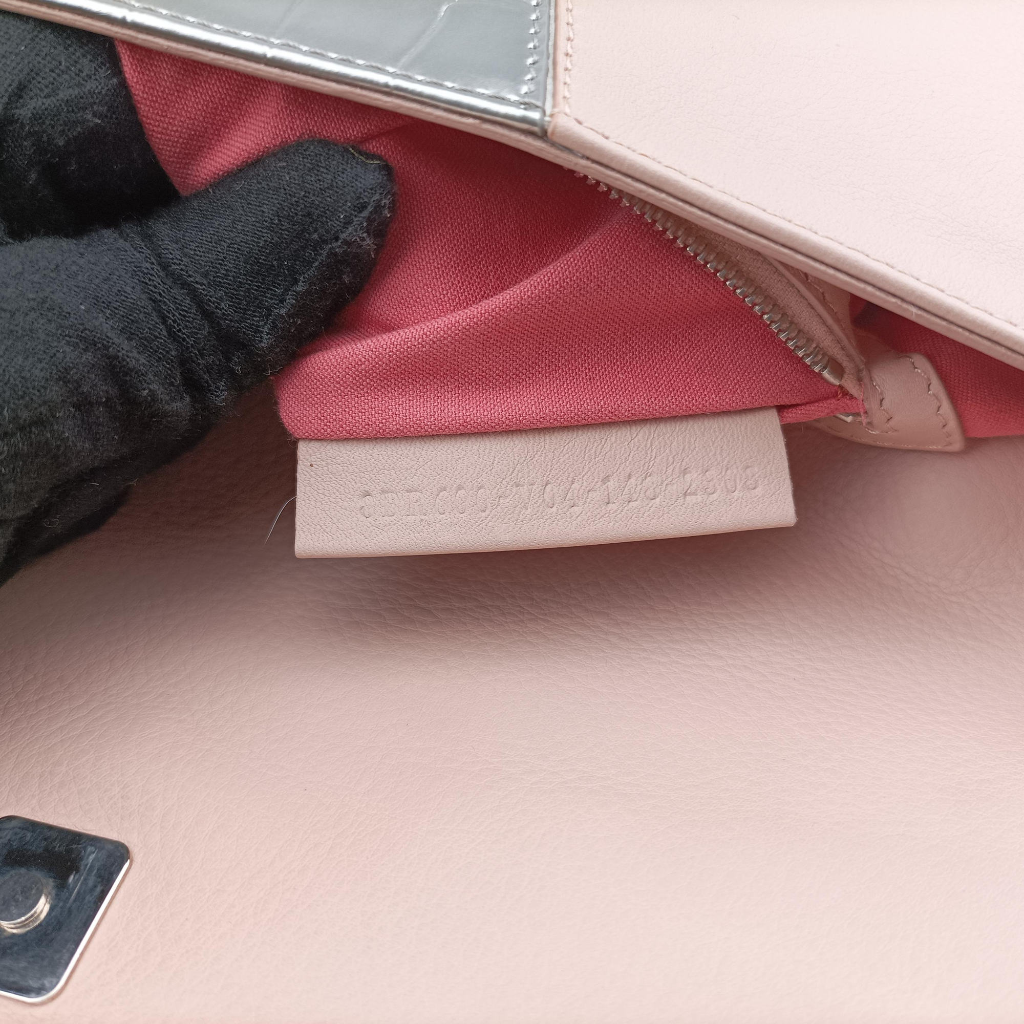 Pre-owned Fendi monster Baguette Pink Leather 8BR600 shoulderbag | stylenewstar