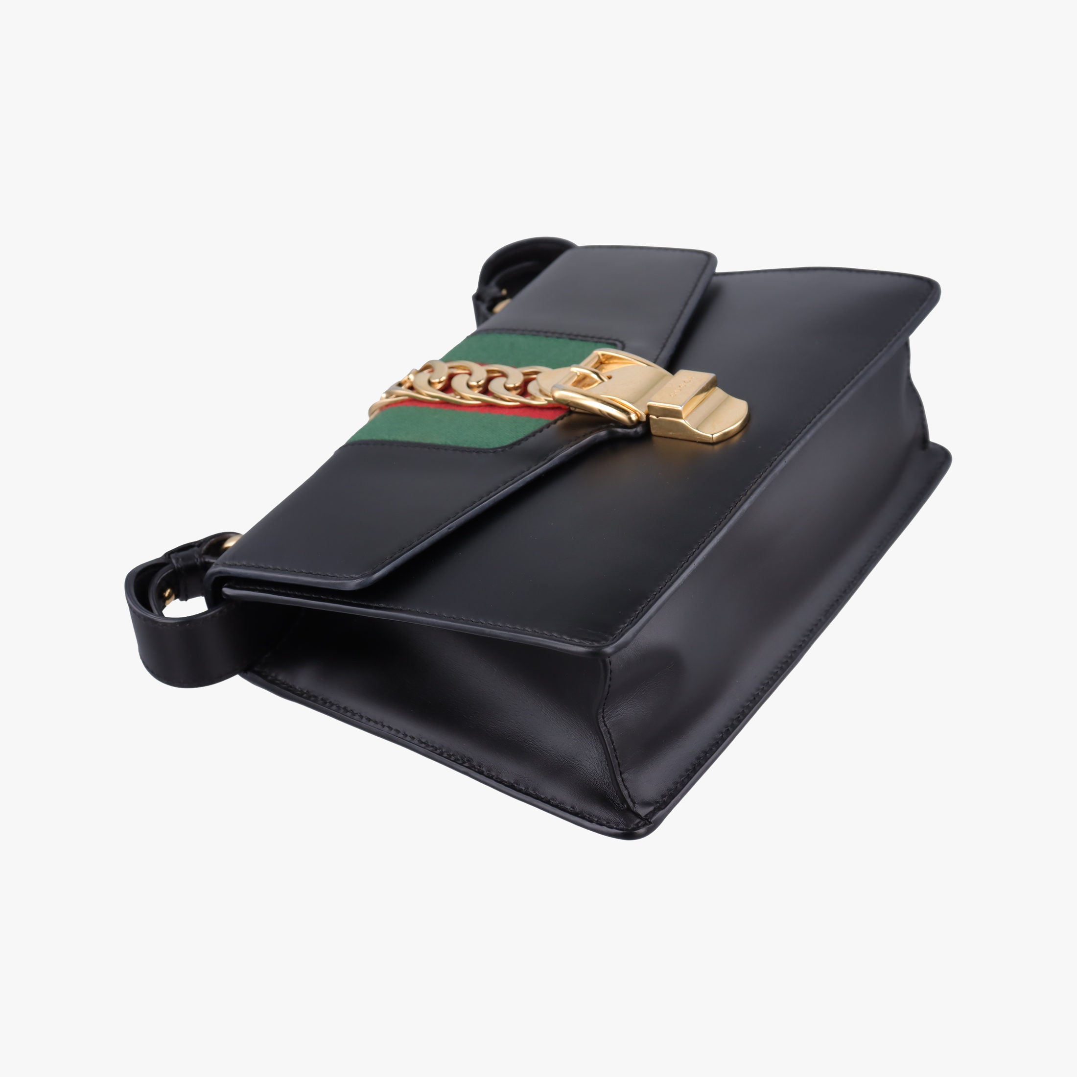 Pre-owned Gucci Sylvie Black Leather 421882 shoulderbag | stylenewstar