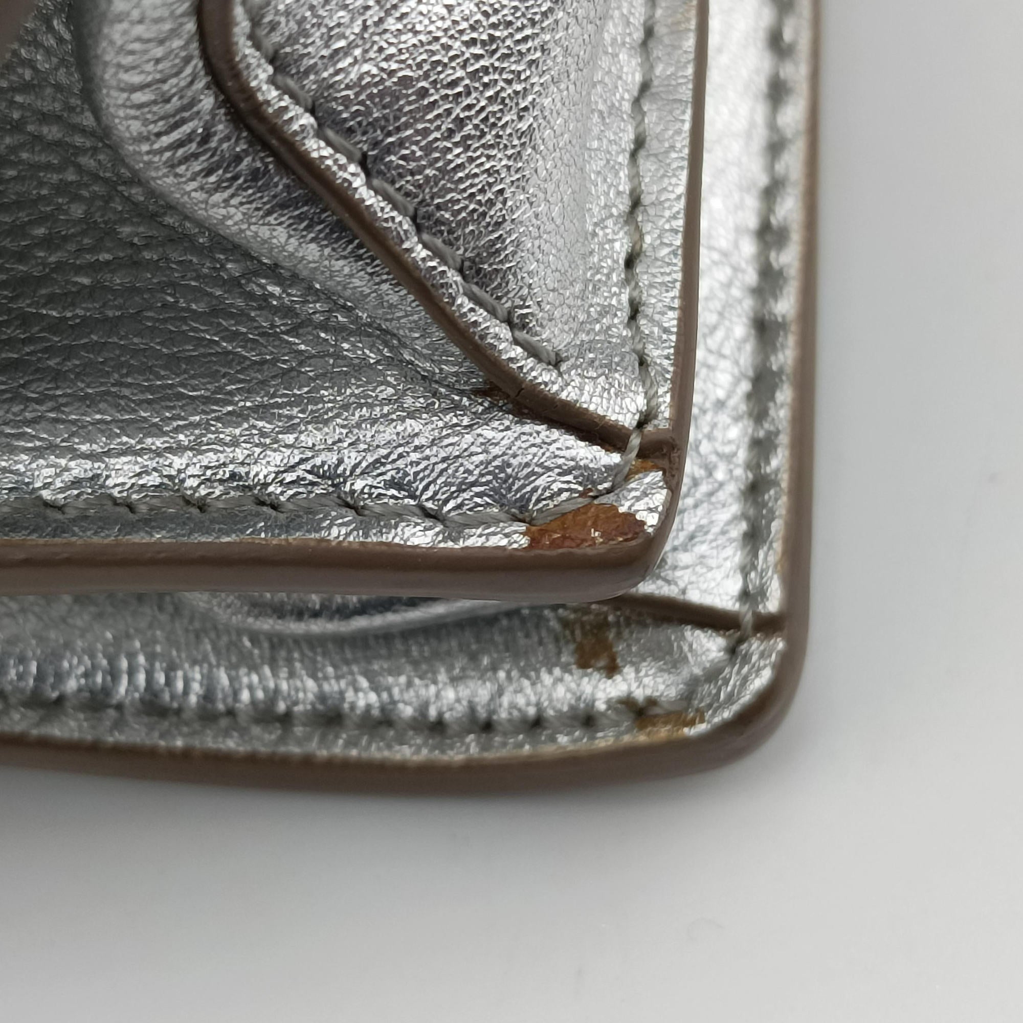 Pre-owned Fendi studded Kan I Silver Leather 8M0381 shoulderbag | stylenewstar