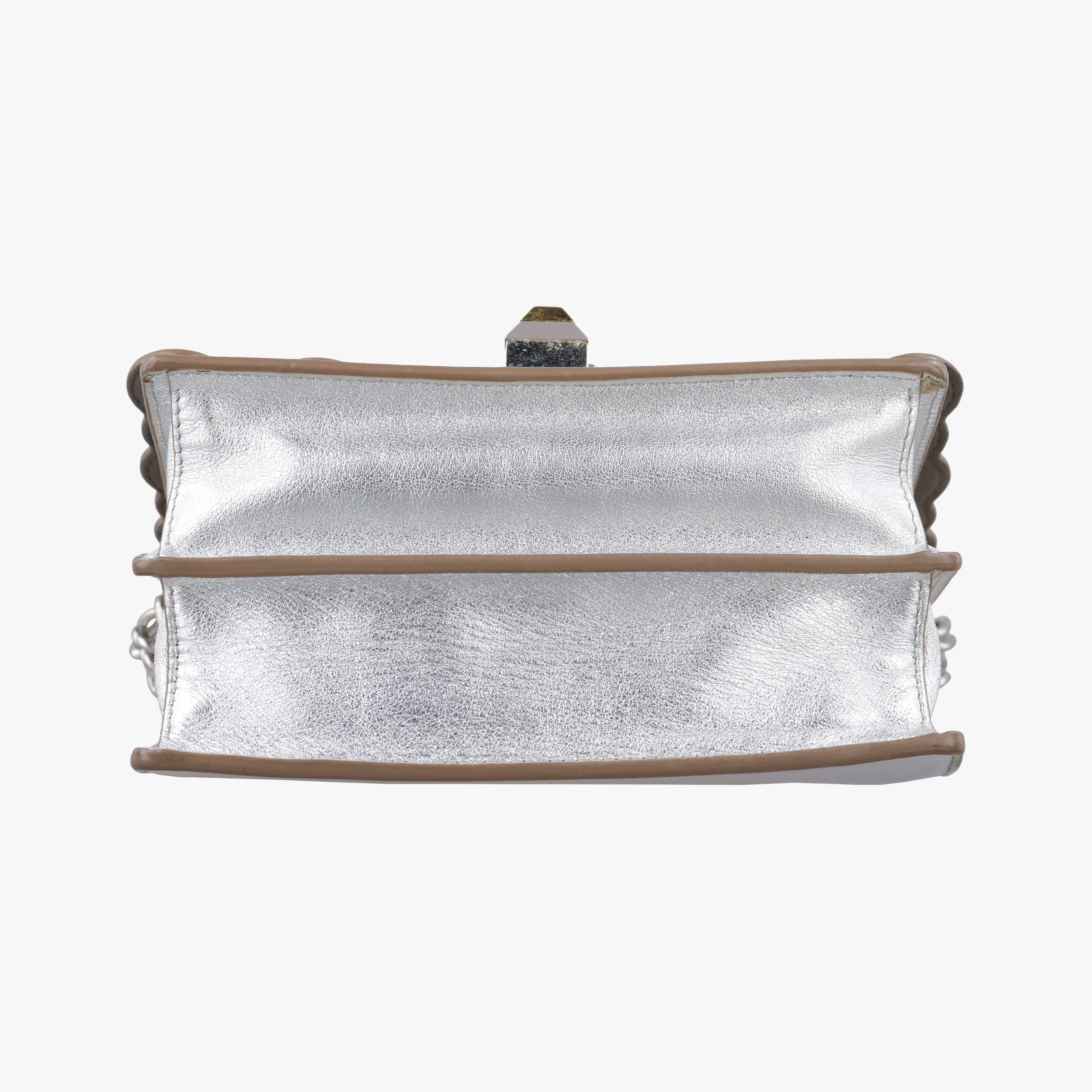 Pre-owned Fendi studded Kan I Silver Leather 8M0381 shoulderbag | stylenewstar