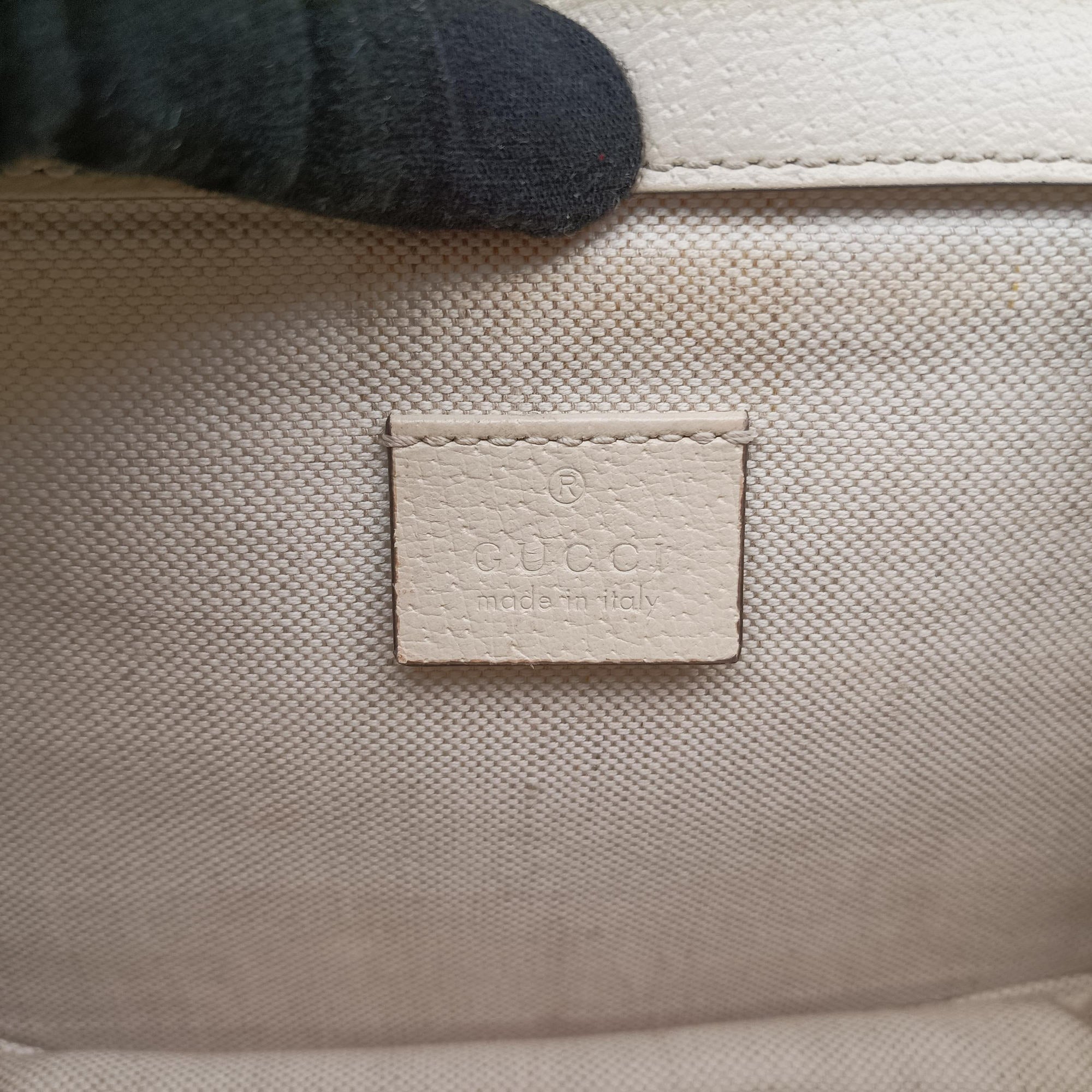 Pre-owned Gucci Dionysus White Leather 421970 shoulderbag | stylenewstar