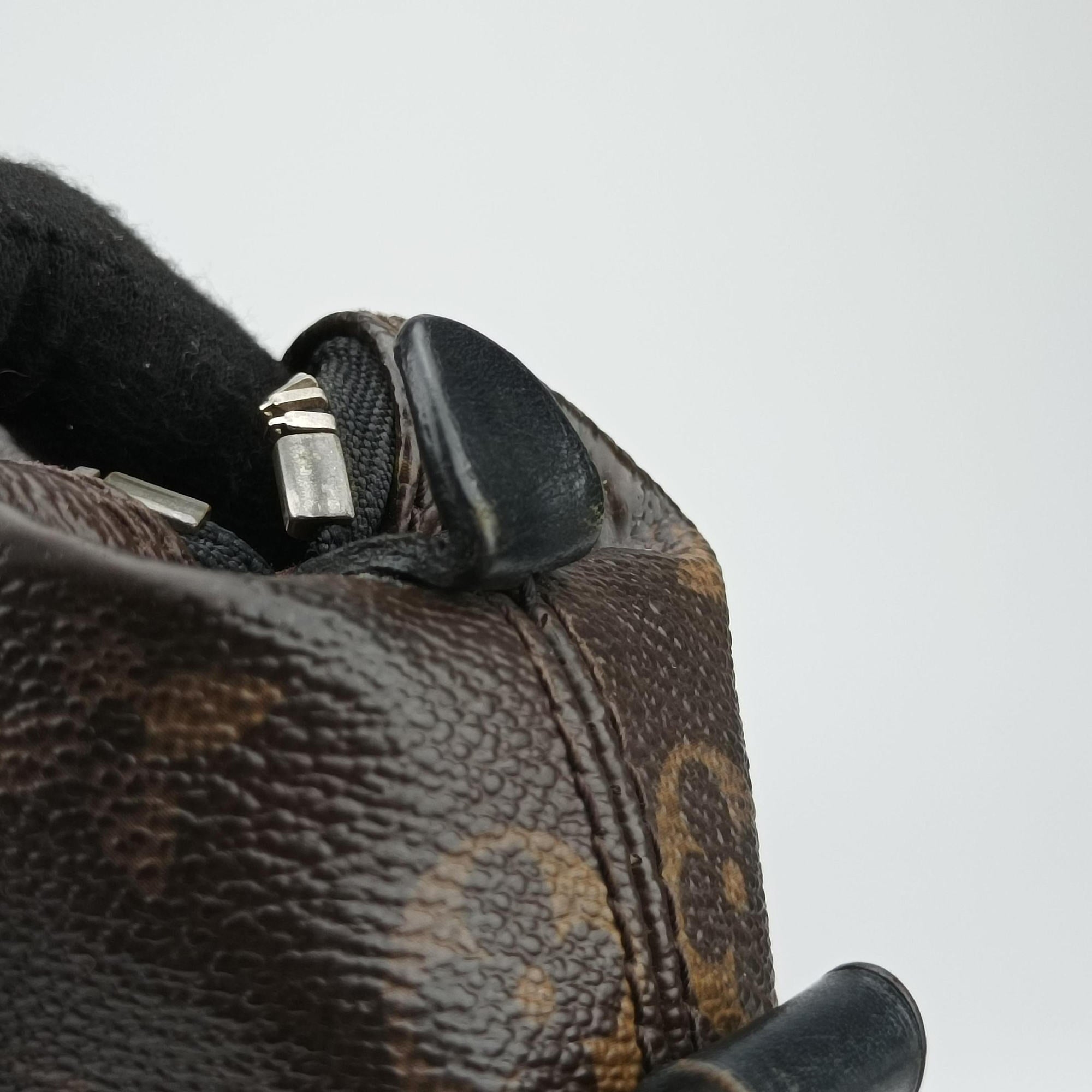 Vintage Louis Vuitton KITAN brown×black Monogram Canvas×calf leather M40388 shoulderbag | stylenewstar