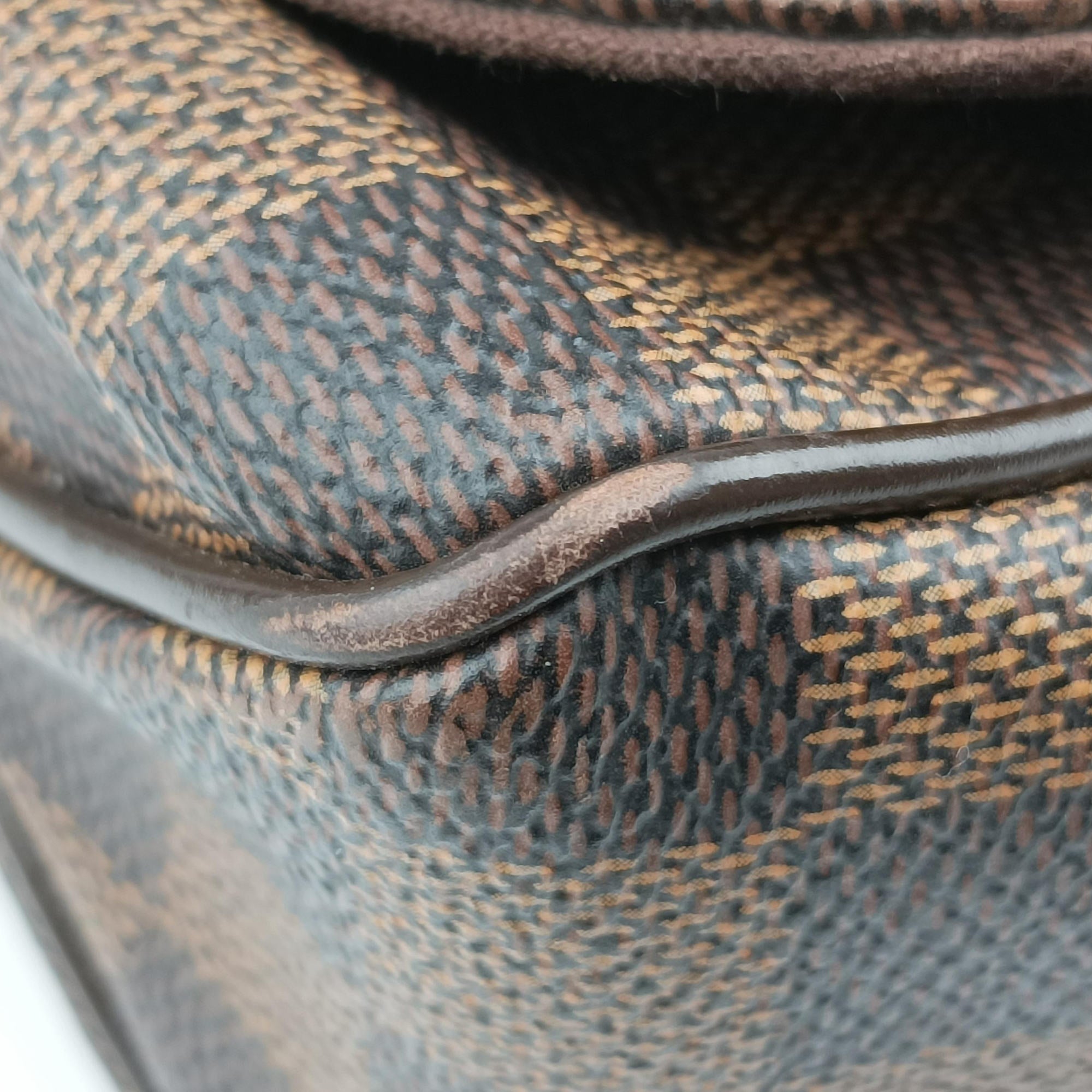 Vintage Louis Vuitton District MM EBENE Damier Canvas N41212 shoulderbag | stylenewstar