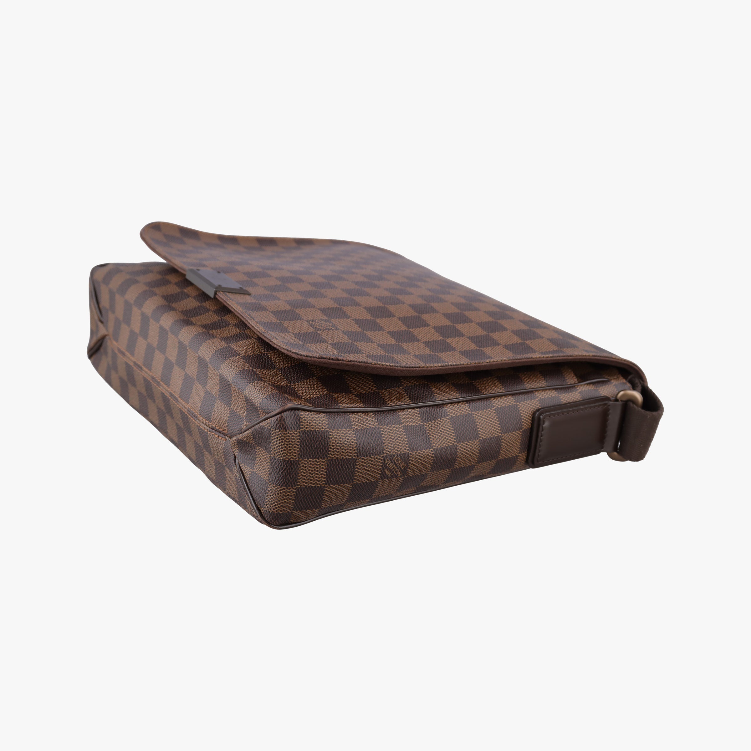 Vintage Louis Vuitton District MM EBENE Damier Canvas N41212 shoulderbag | stylenewstar