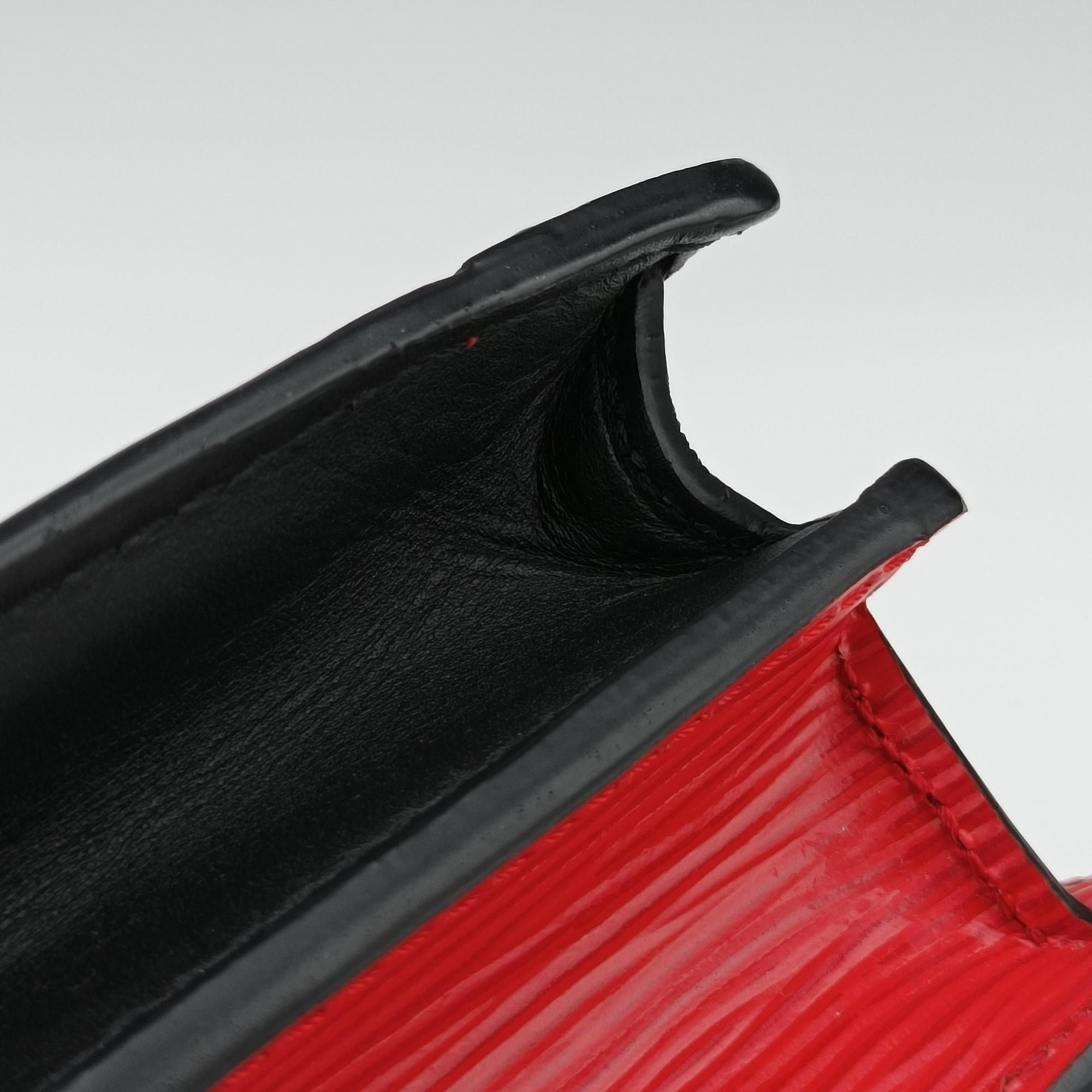Pre-owned Louis Vuitton Trunk Clutch Rouge×Black Epi M51697 shoulderbag | stylenewstar