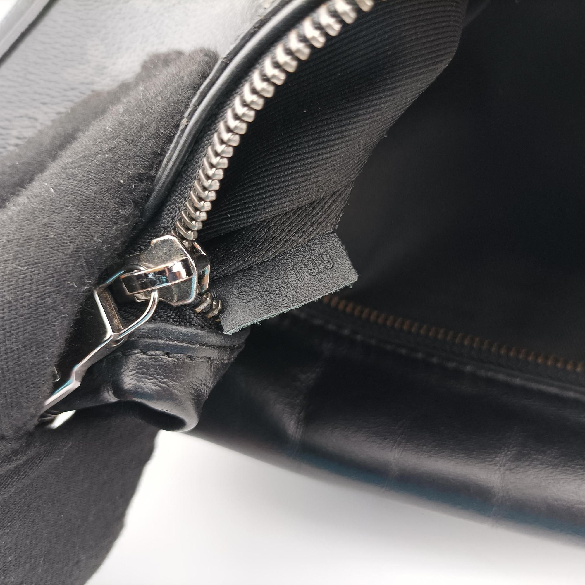 Secondhand Louis Vuitton Discovery Bum Bag Black Monogram eclipse M44336 bum bag/waist bag | stylenewstar