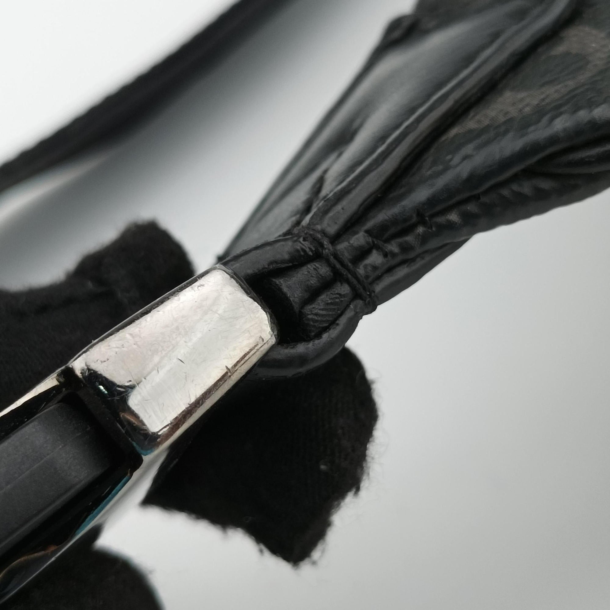 Secondhand Louis Vuitton Discovery Bum Bag Black Monogram eclipse M44336 bum bag/waist bag | stylenewstar