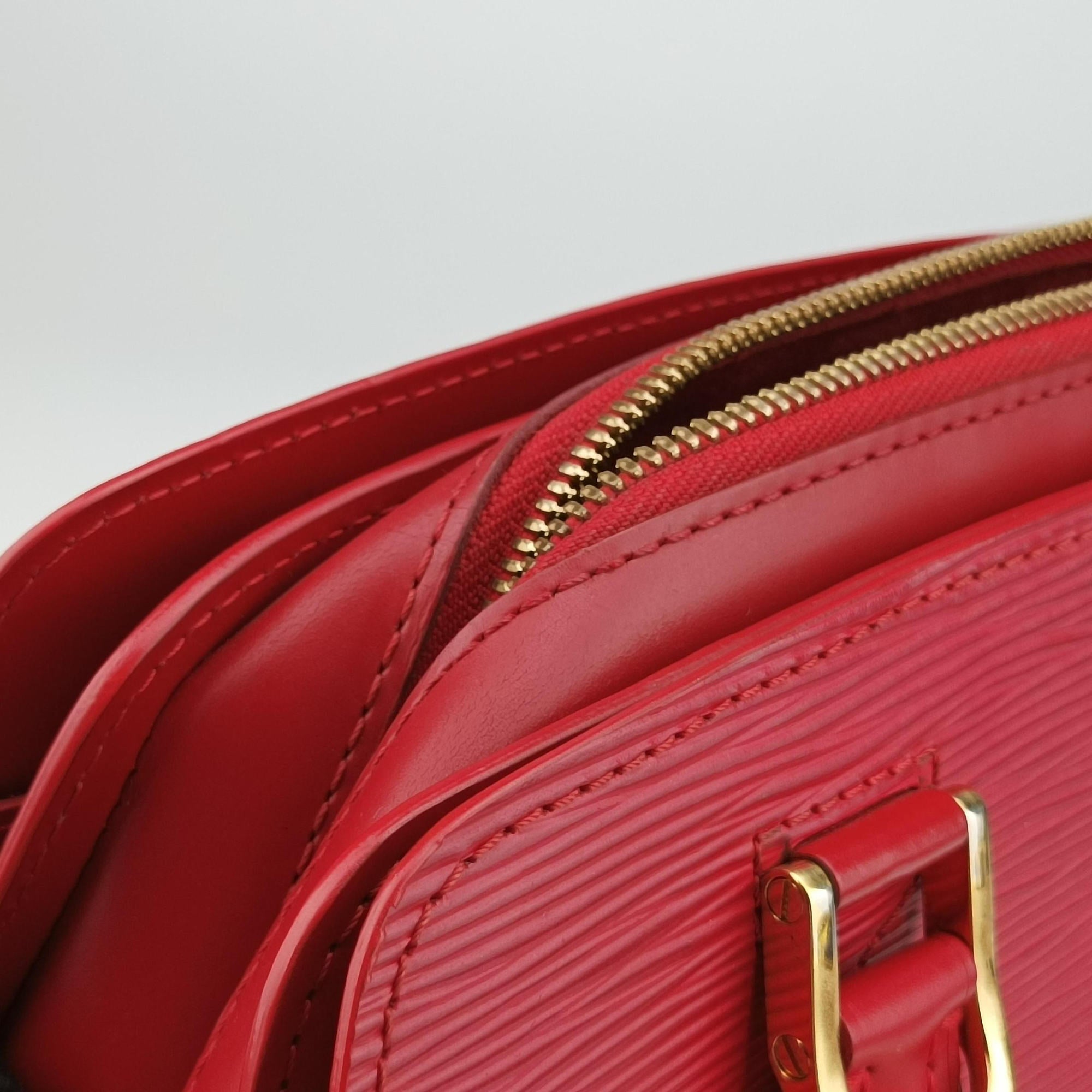 Pre-owned Louis Vuitton Pont Neuf Castillian Red epi M52057 handbag | stylenewstar
