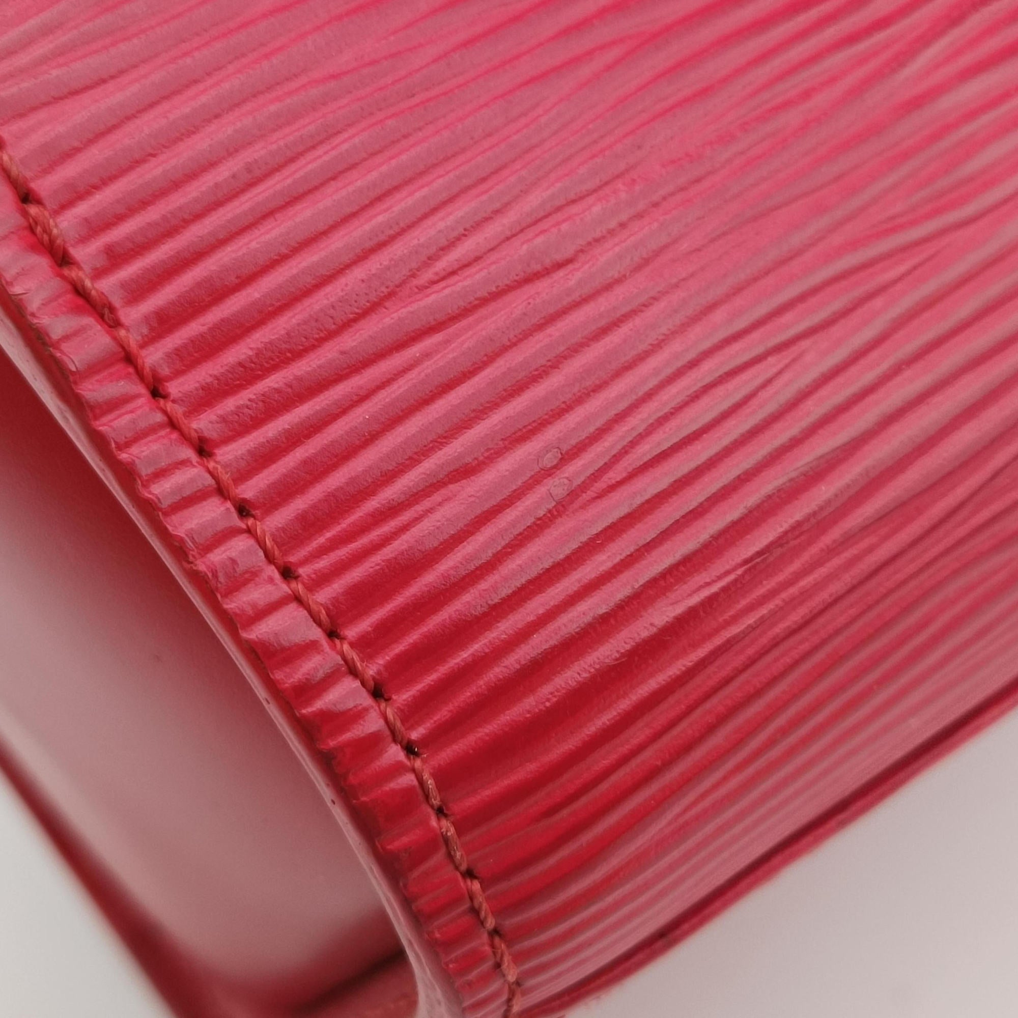 Pre-owned Louis Vuitton Pont Neuf Castillian Red epi M52057 handbag | stylenewstar