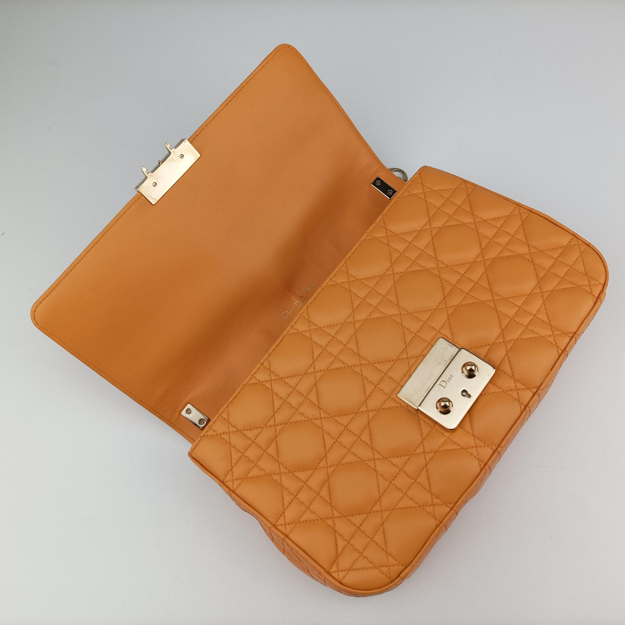 Secondhand Christian Dior Miss Dior Cannage New Rock Yellow lambskin  shoulderbag | stylenewstar