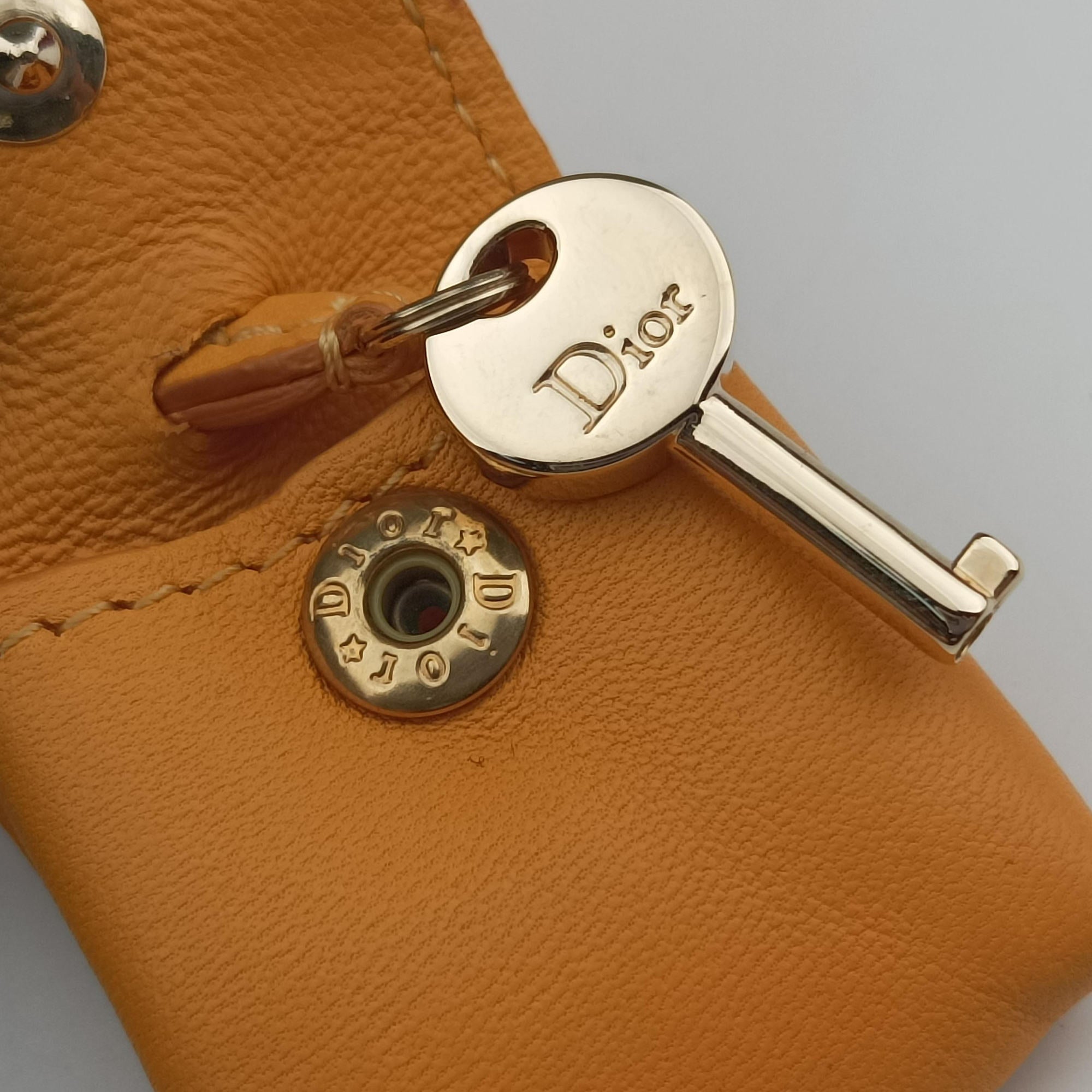 Secondhand Christian Dior Miss Dior Cannage New Rock Yellow lambskin  shoulderbag | stylenewstar