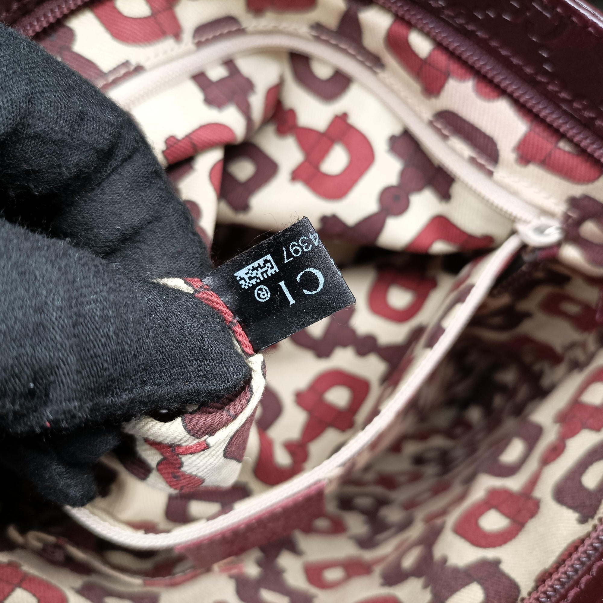 Secondhand Gucci GG Imprime messenger Burgundy Leather 264217 shoulderbag | stylenewstar