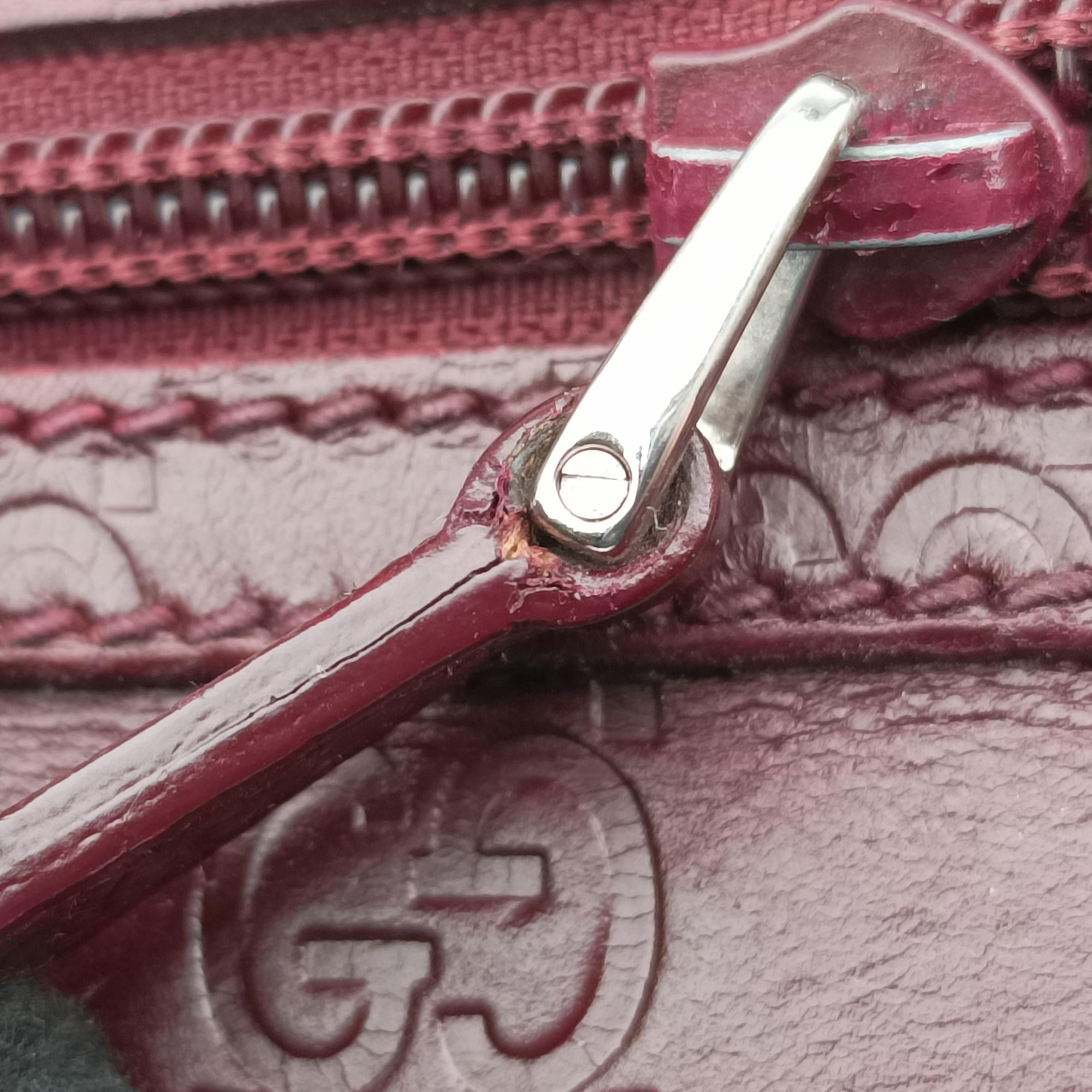 Secondhand Gucci GG Imprime messenger Burgundy Leather 264217 shoulderbag | stylenewstar