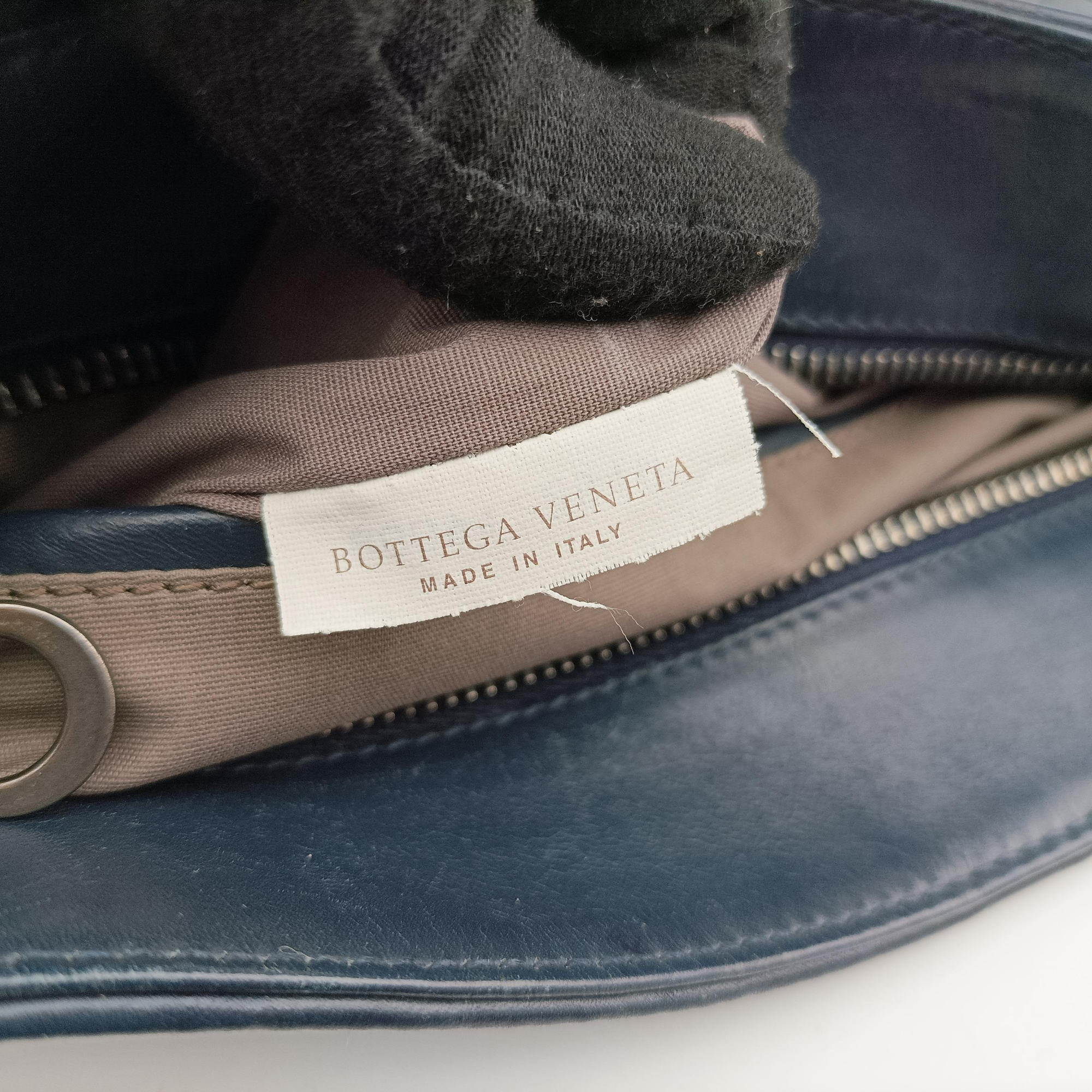 Pre-owned Bottega Veneta Intrecciato Navy lambskin  shoulderbag | stylenewstar