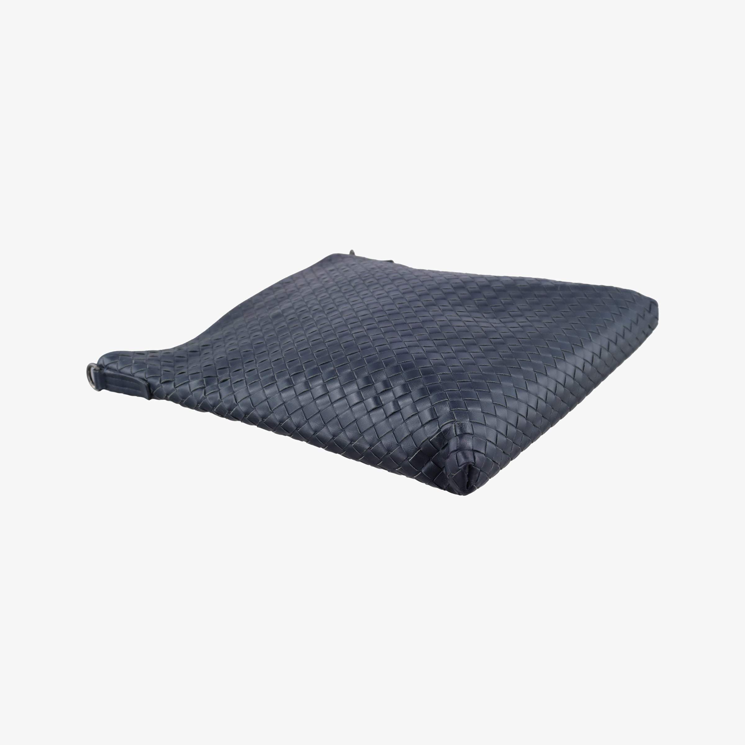 Pre-owned Bottega Veneta Intrecciato Navy lambskin  shoulderbag | stylenewstar