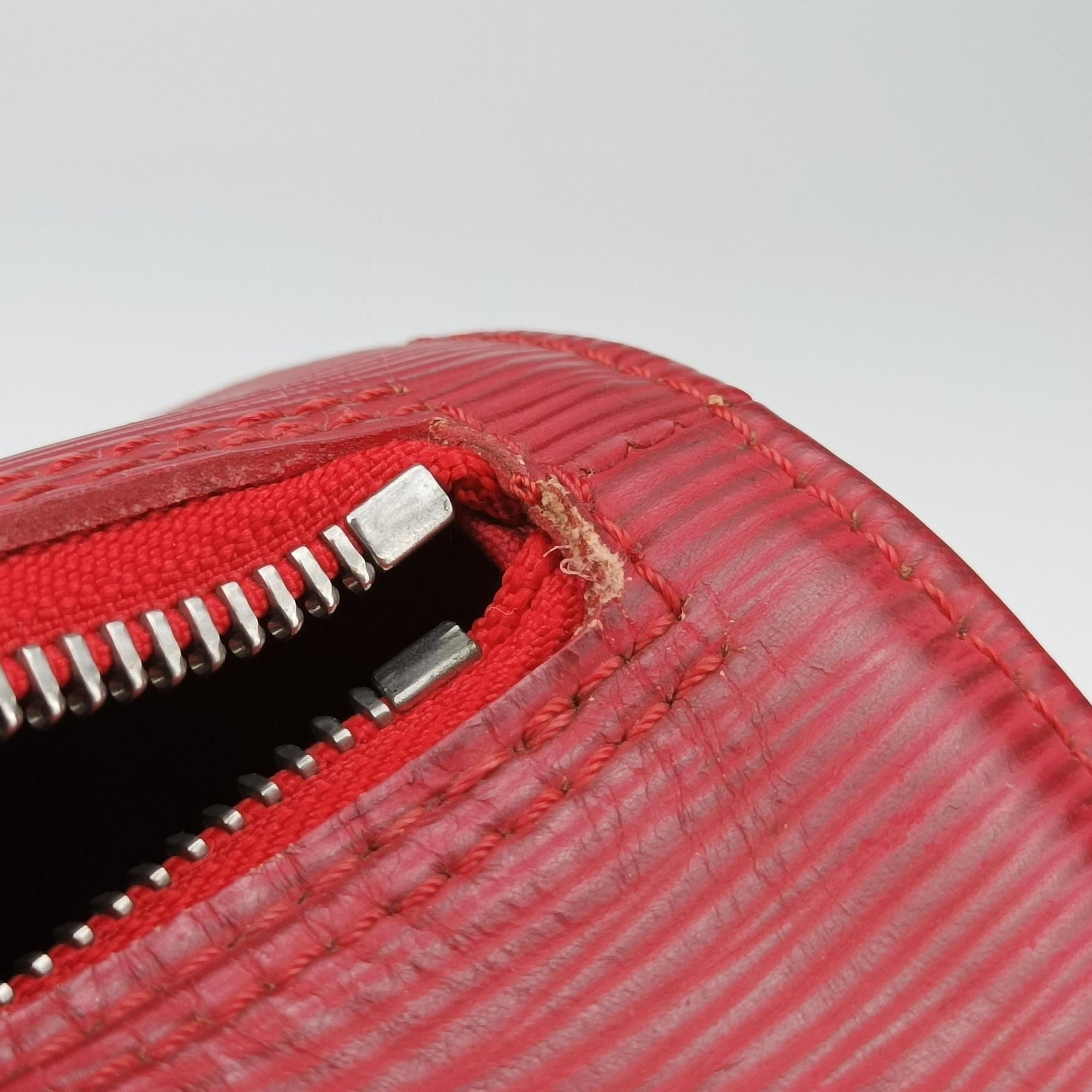 Pre-owned Louis Vuitton Speedy 30 Castillian Red epi M43007 handbag | stylenewstar