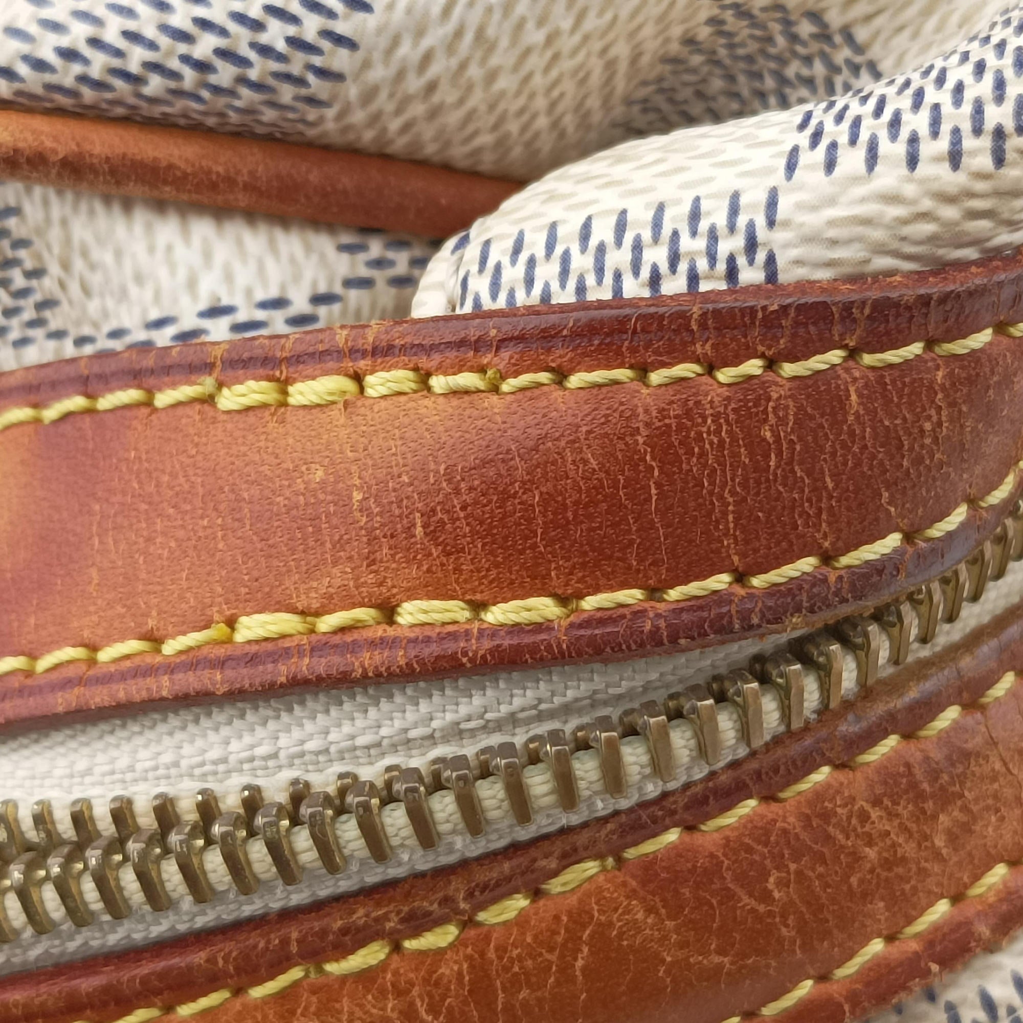 Secondhand Louis Vuitton STRESA PM Azur Damier Canvas N42220 shoulderbag | stylenewstar