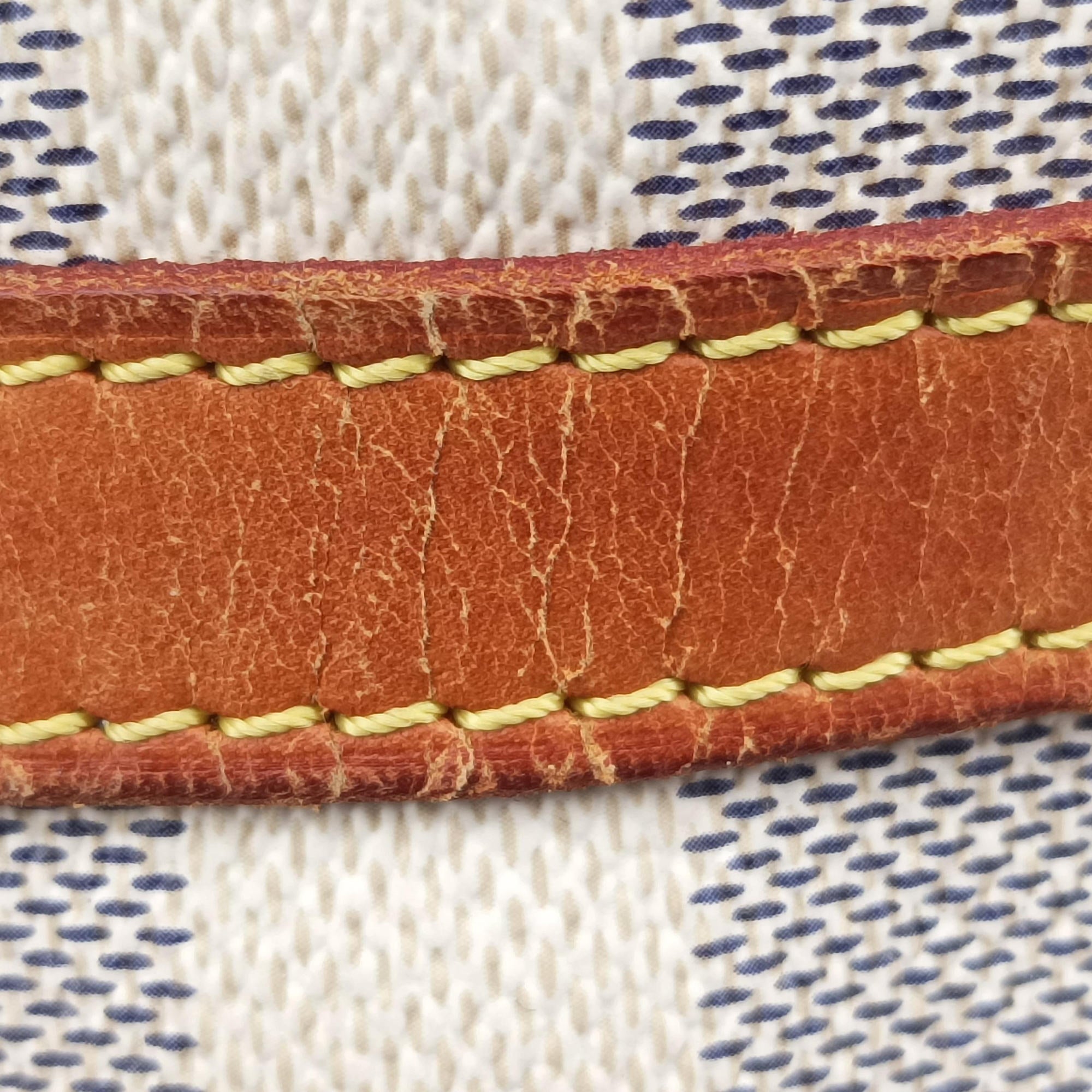Secondhand Louis Vuitton STRESA PM Azur Damier Canvas N42220 shoulderbag | stylenewstar