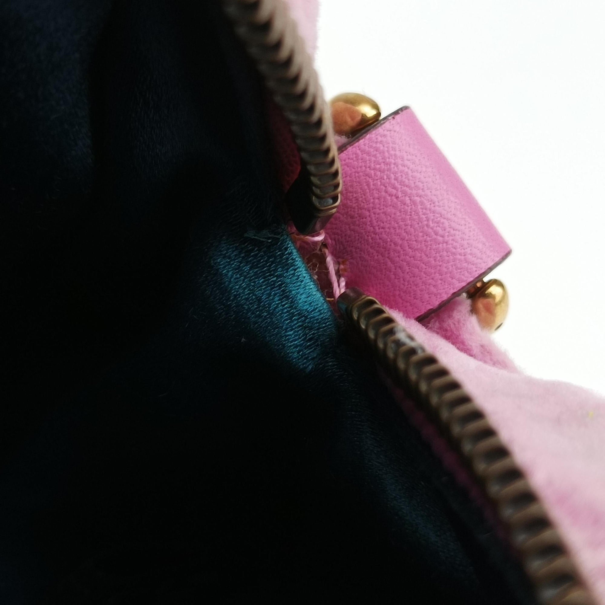 Vintage Gucci GG Marmont Pink velour 448065 shoulderbag | stylenewstar