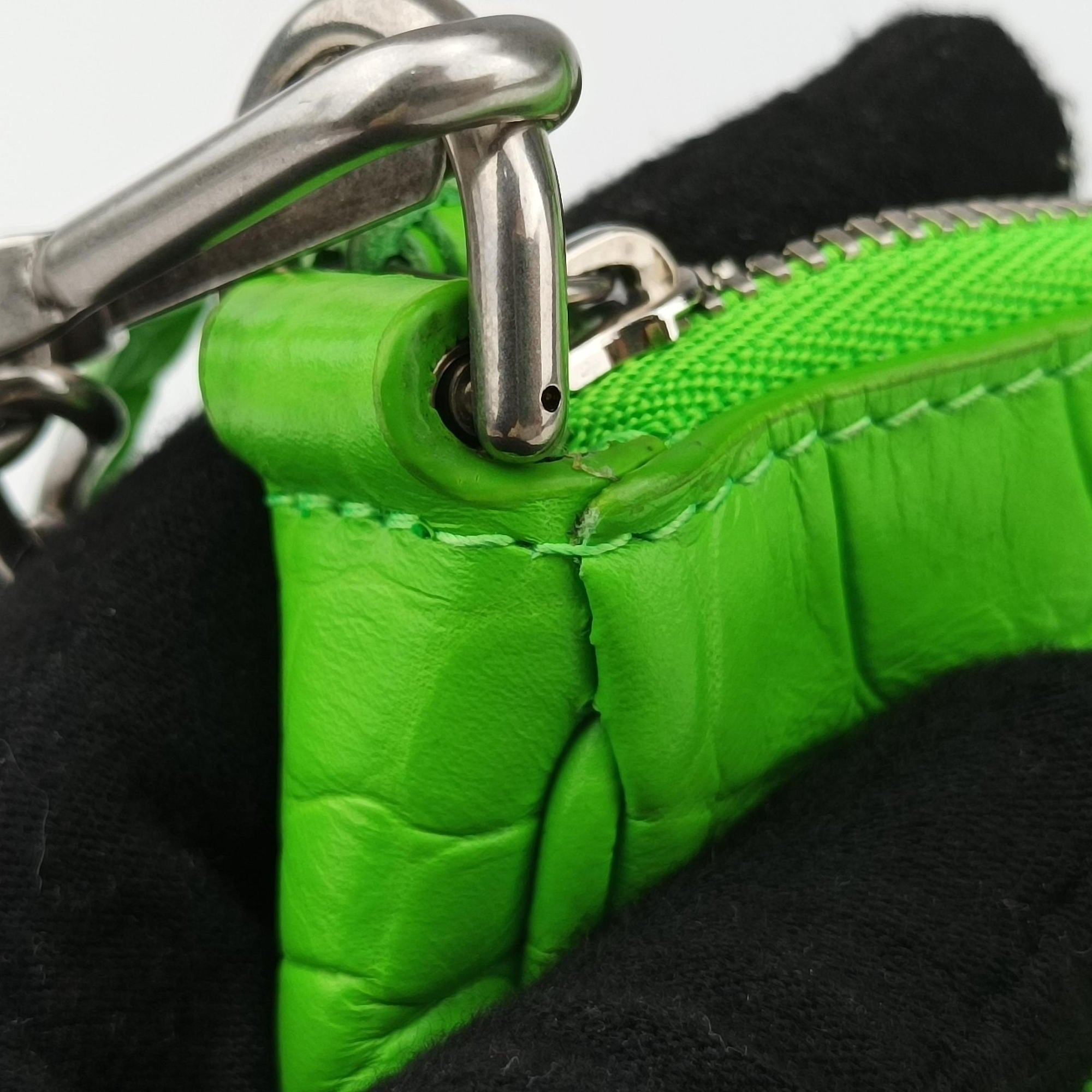 Secondhand Balenciaga Le Cagole Green Leather  shoulderbag | stylenewstar