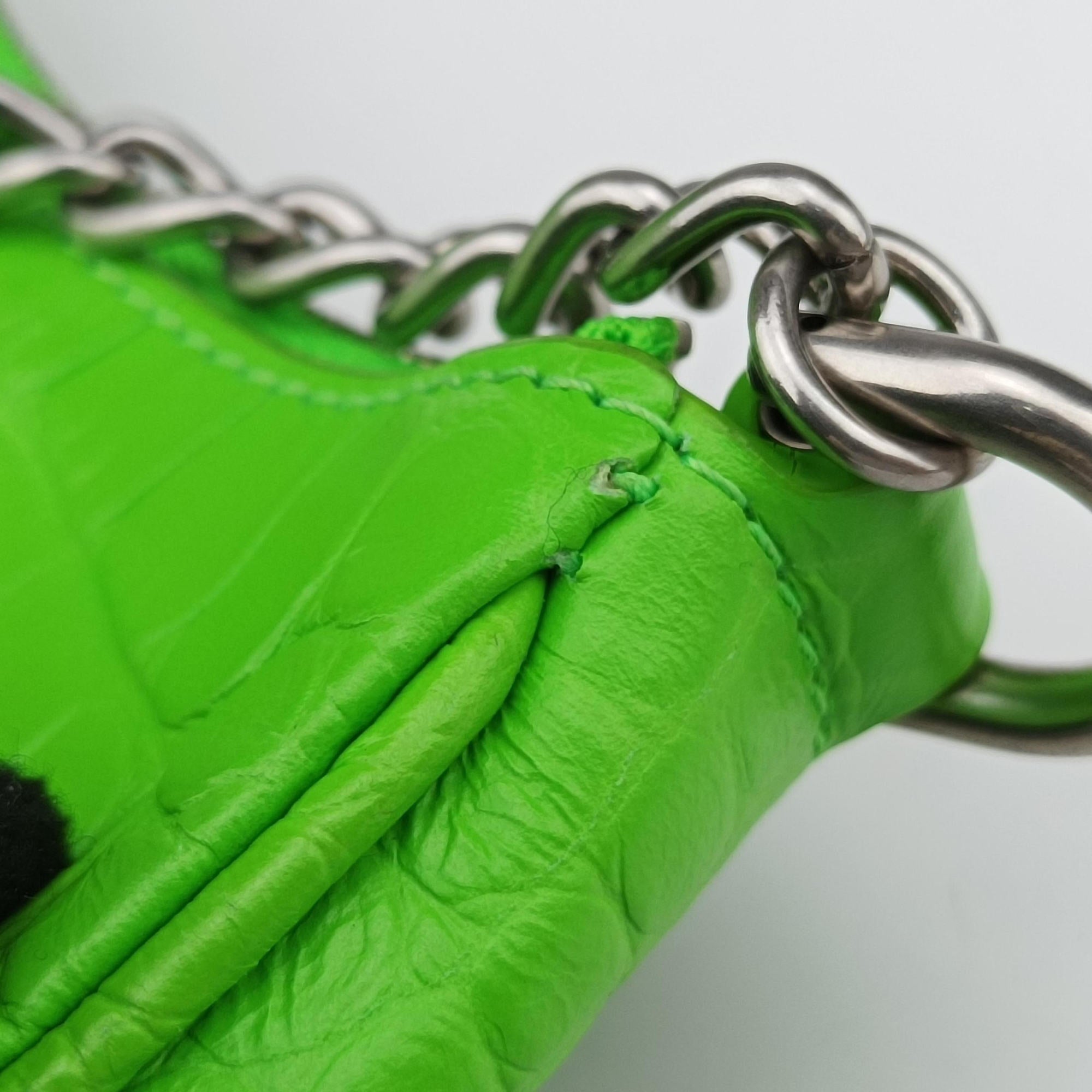 Secondhand Balenciaga Le Cagole Green Leather  shoulderbag | stylenewstar