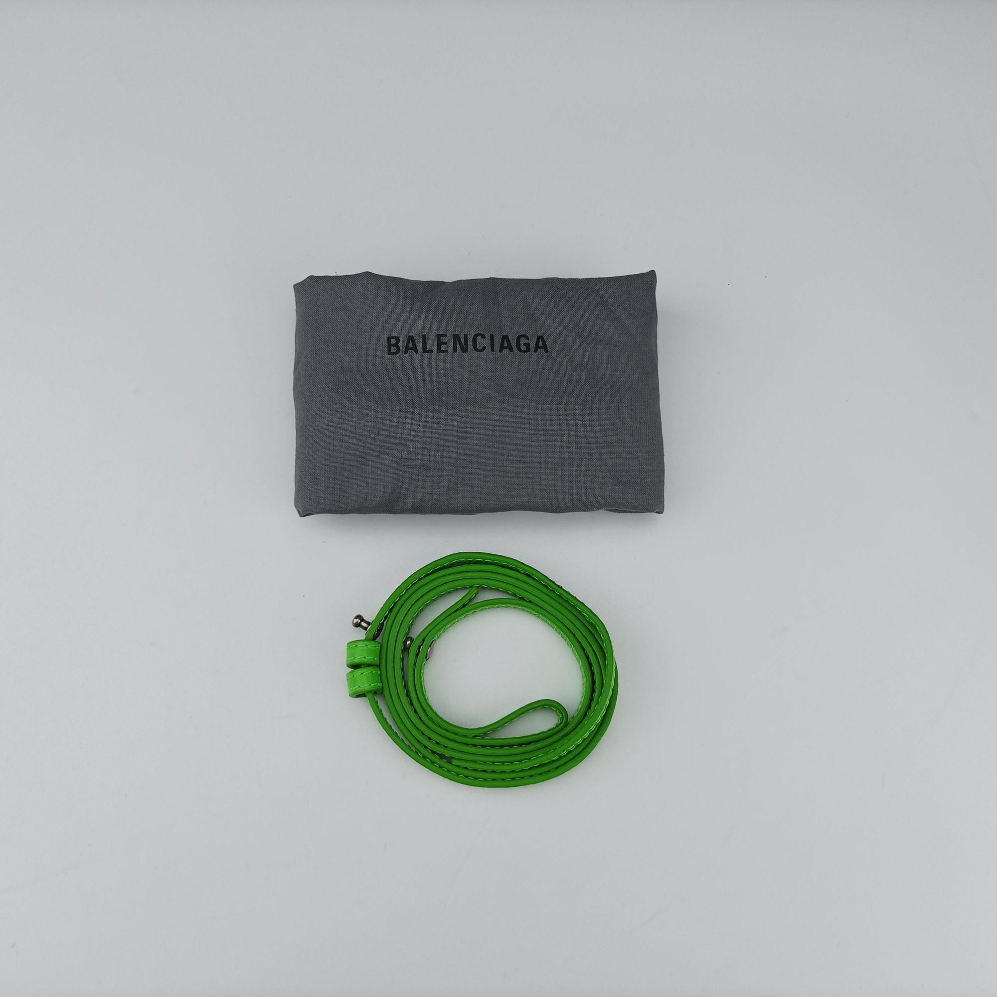 Secondhand Balenciaga Le Cagole Green Leather  shoulderbag | stylenewstar